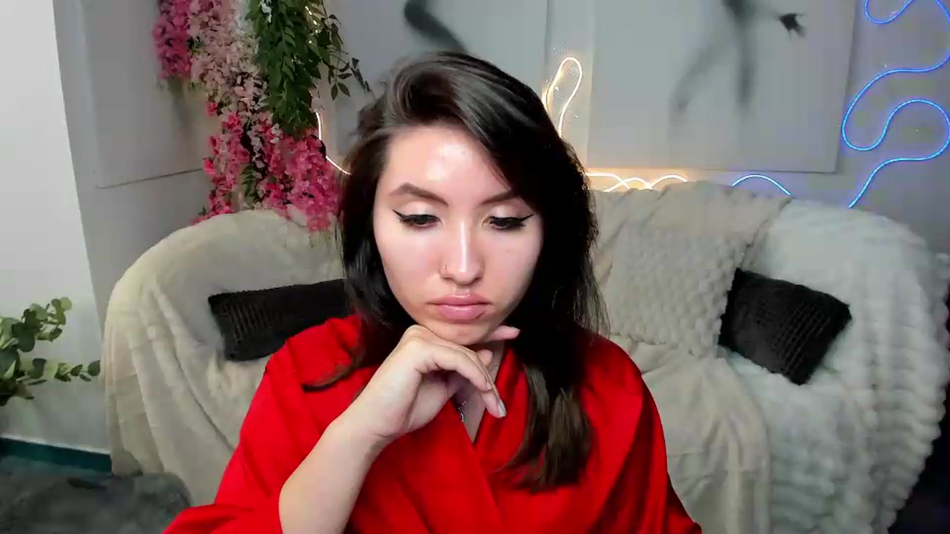 Gallery image thumbnail from MonicaLaRue's myfreecams stream on, 06/01/2026, 15:23 image 6 of 20