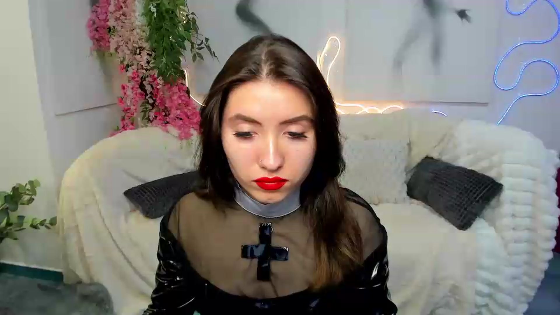 Gallery image thumbnail from MonicaLaRue's myfreecams stream on, 06/02/2026, 07:12 image 6 of 20
