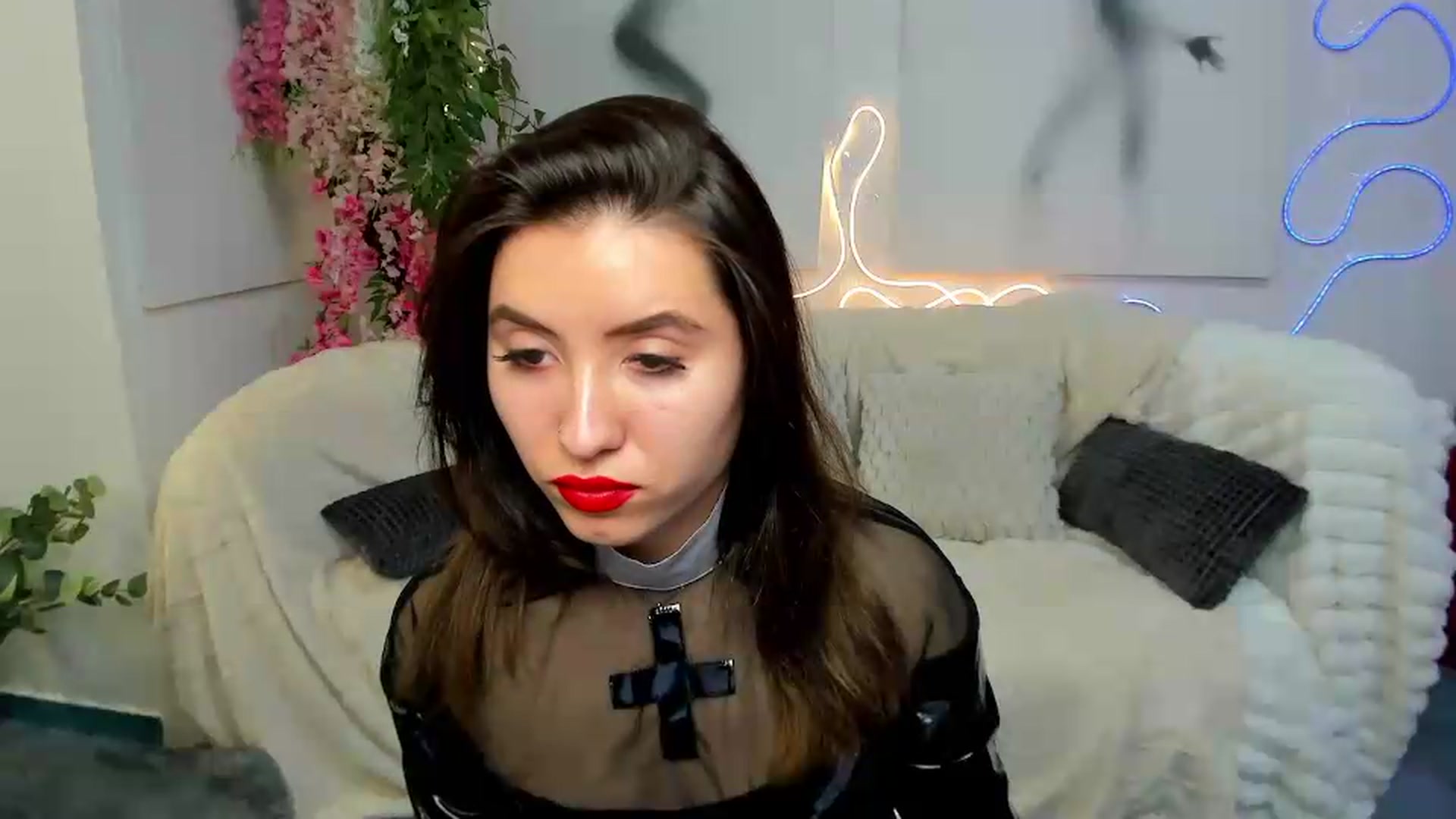 Gallery image thumbnail from MonicaLaRue's myfreecams stream on, 06/02/2026, 07:12 image 14 of 20