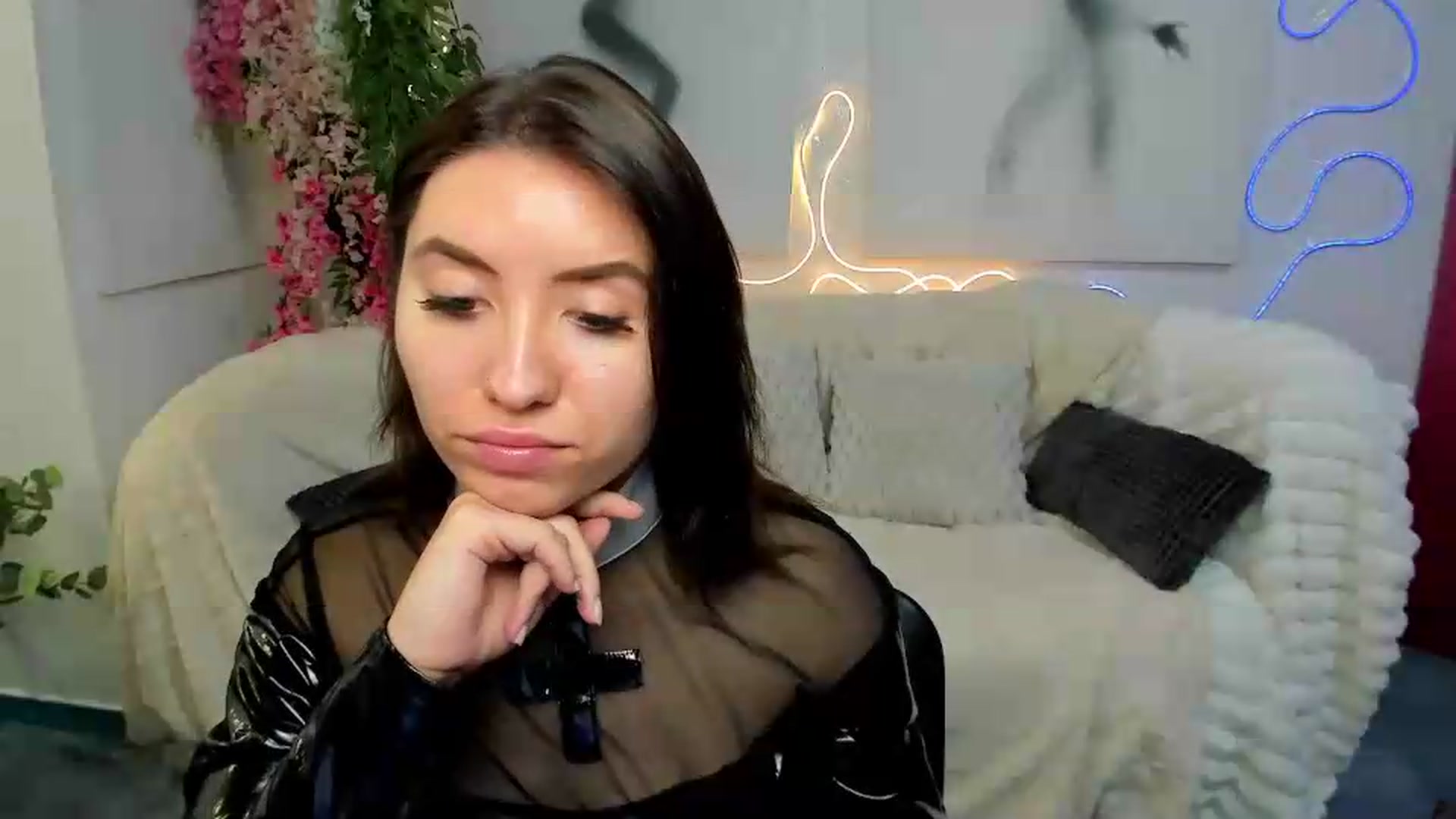 Gallery image thumbnail from MonicaLaRue's myfreecams stream on, 06/02/2026, 08:54 image 16 of 20