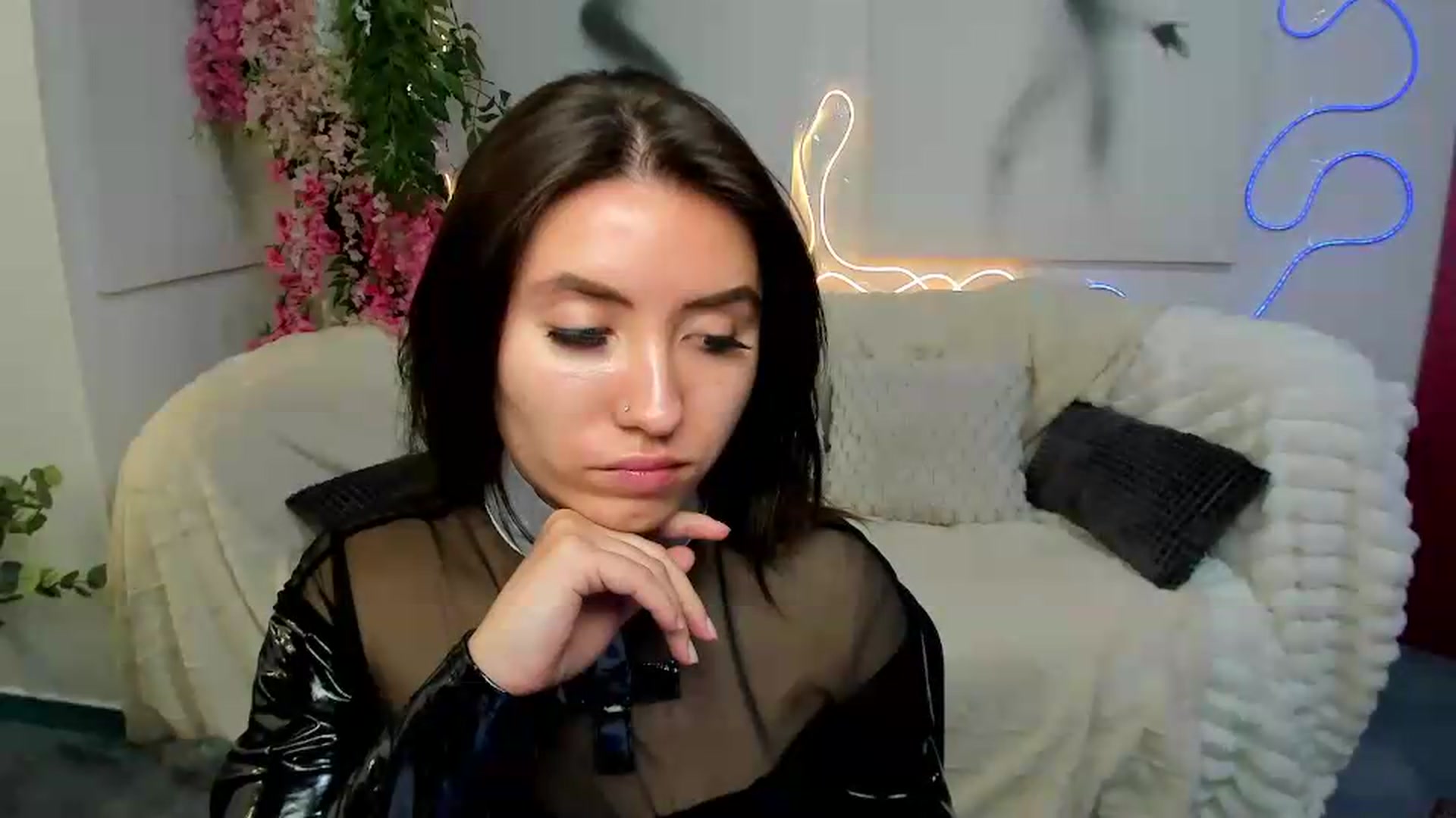 Gallery image thumbnail from MonicaLaRue's myfreecams stream on, 06/02/2026, 08:54 image 14 of 20
