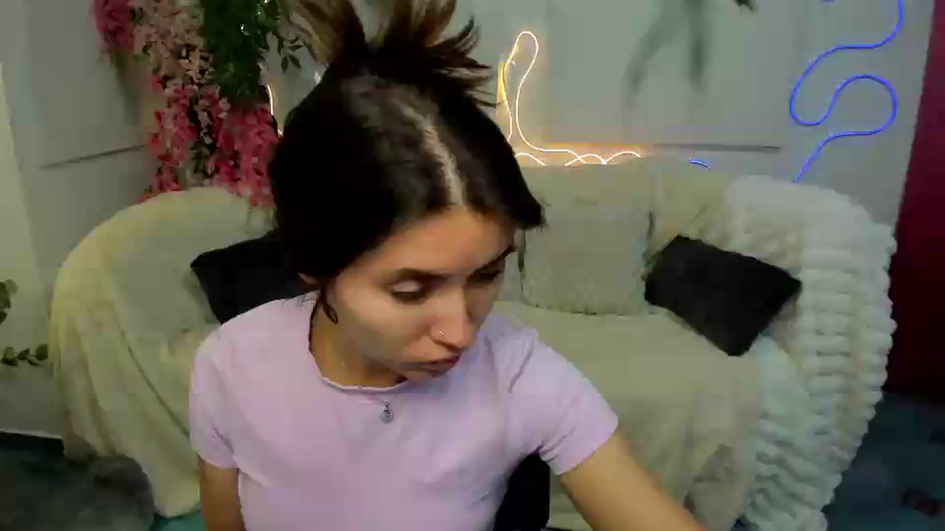 Gallery image thumbnail from MonicaLaRue's myfreecams stream on, 06/02/2026, 09:50 image 8 of 20