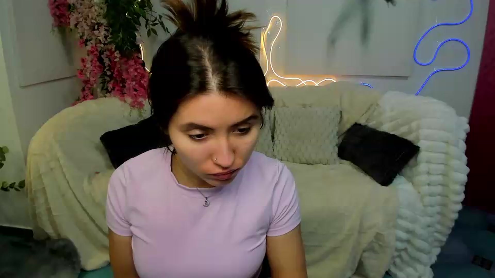 Gallery image thumbnail from MonicaLaRue's myfreecams stream on, 06/02/2026, 09:50 image 3 of 20
