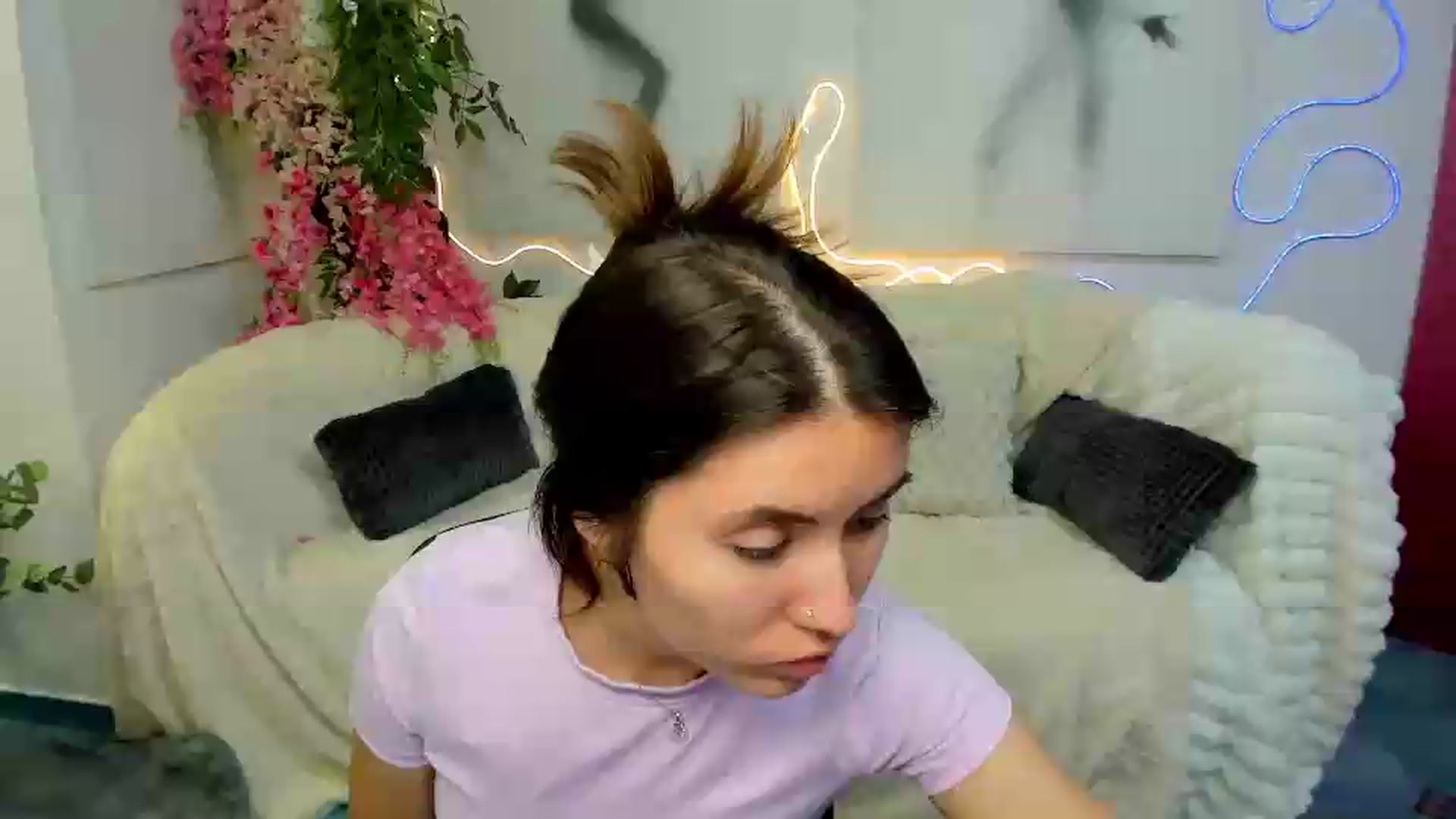 Gallery image thumbnail from MonicaLaRue's myfreecams stream on, 06/02/2026, 10:17 image 10 of 20