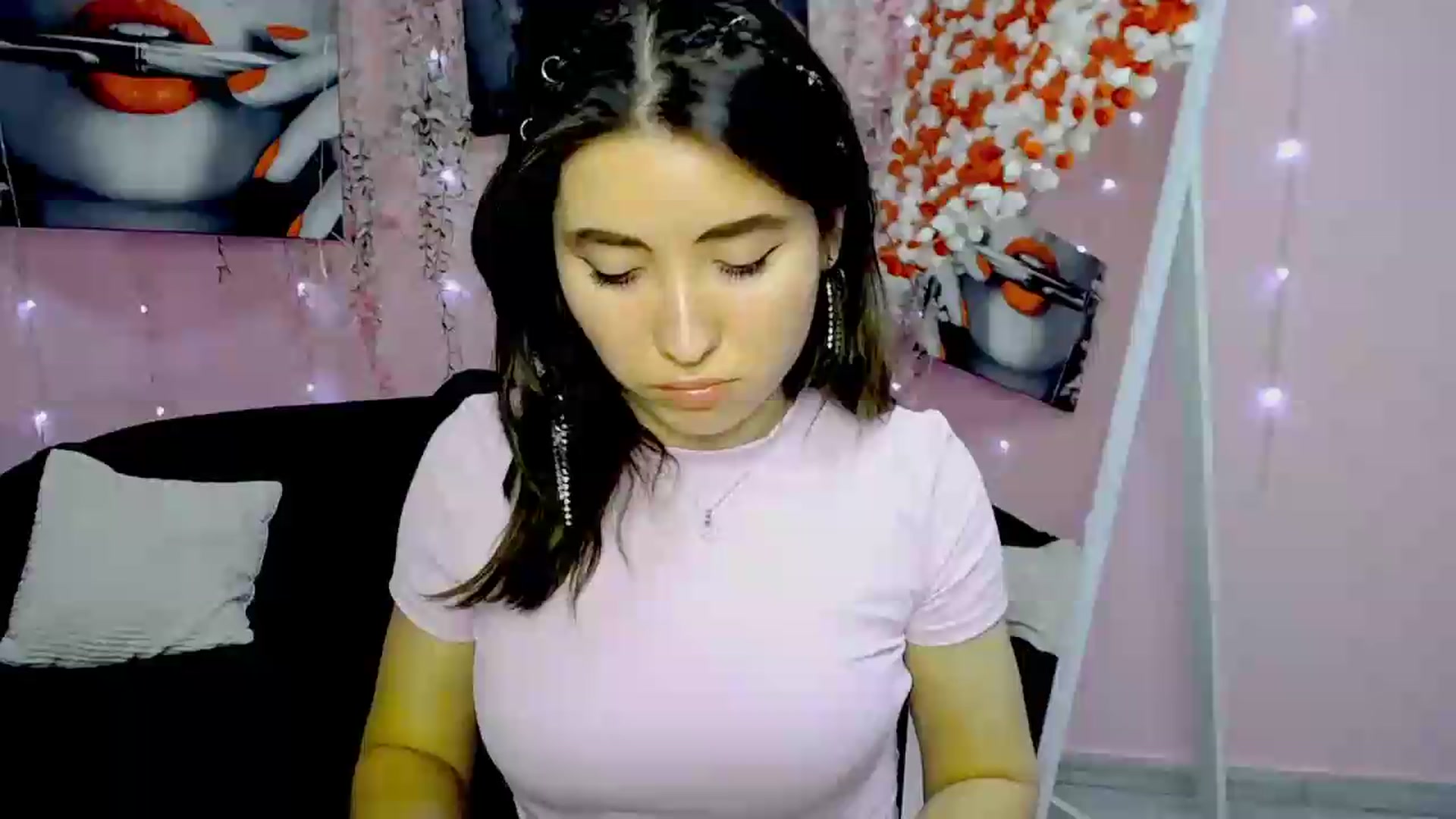Gallery image thumbnail from MonicaLaRue's myfreecams stream on, 06/03/2026, 13:50 image 5 of 20