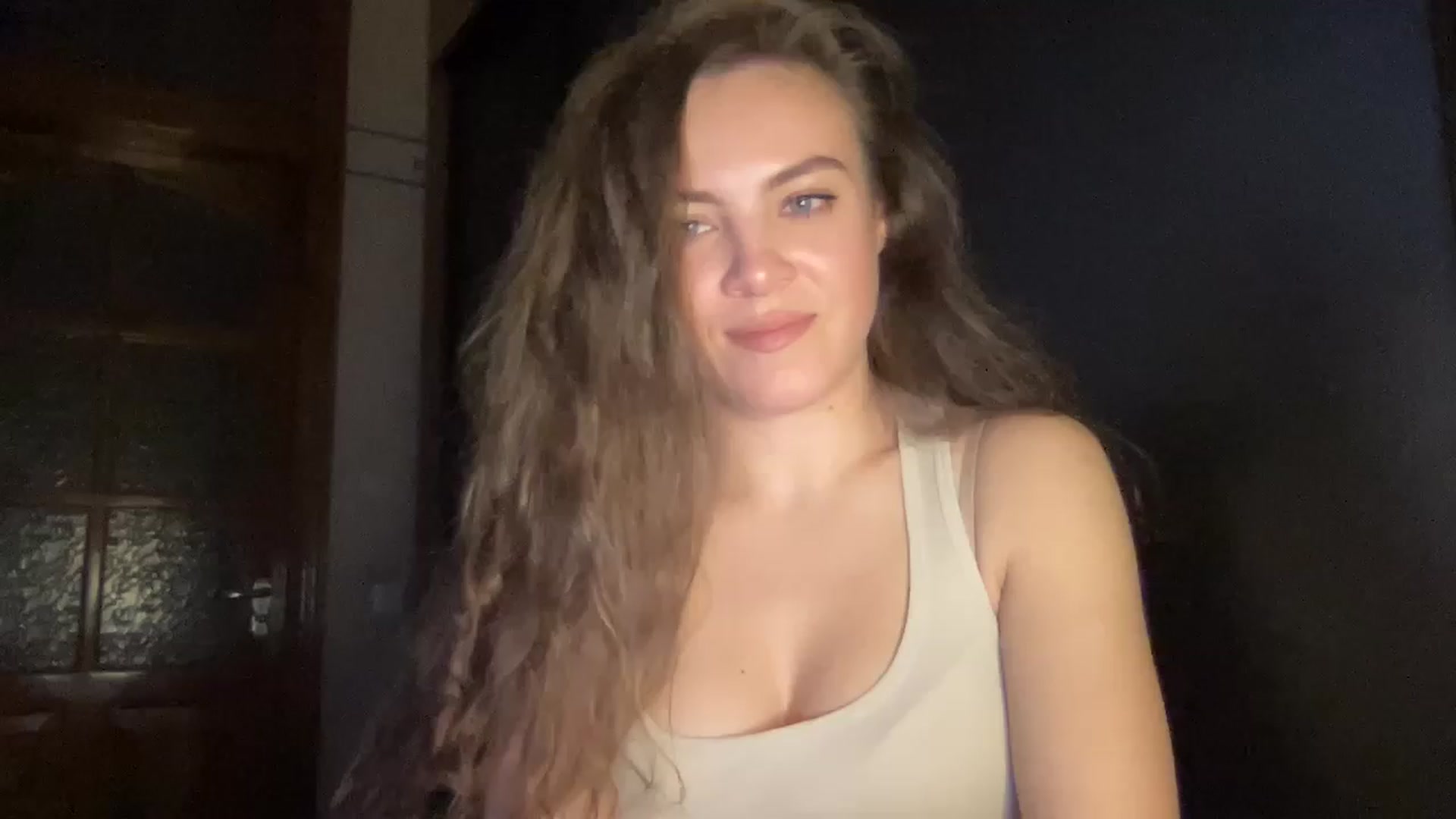 Gallery image thumbnail from MonicaLeCruze's myfreecams stream on, 05/30/2023, 17:52 image 1 of 20