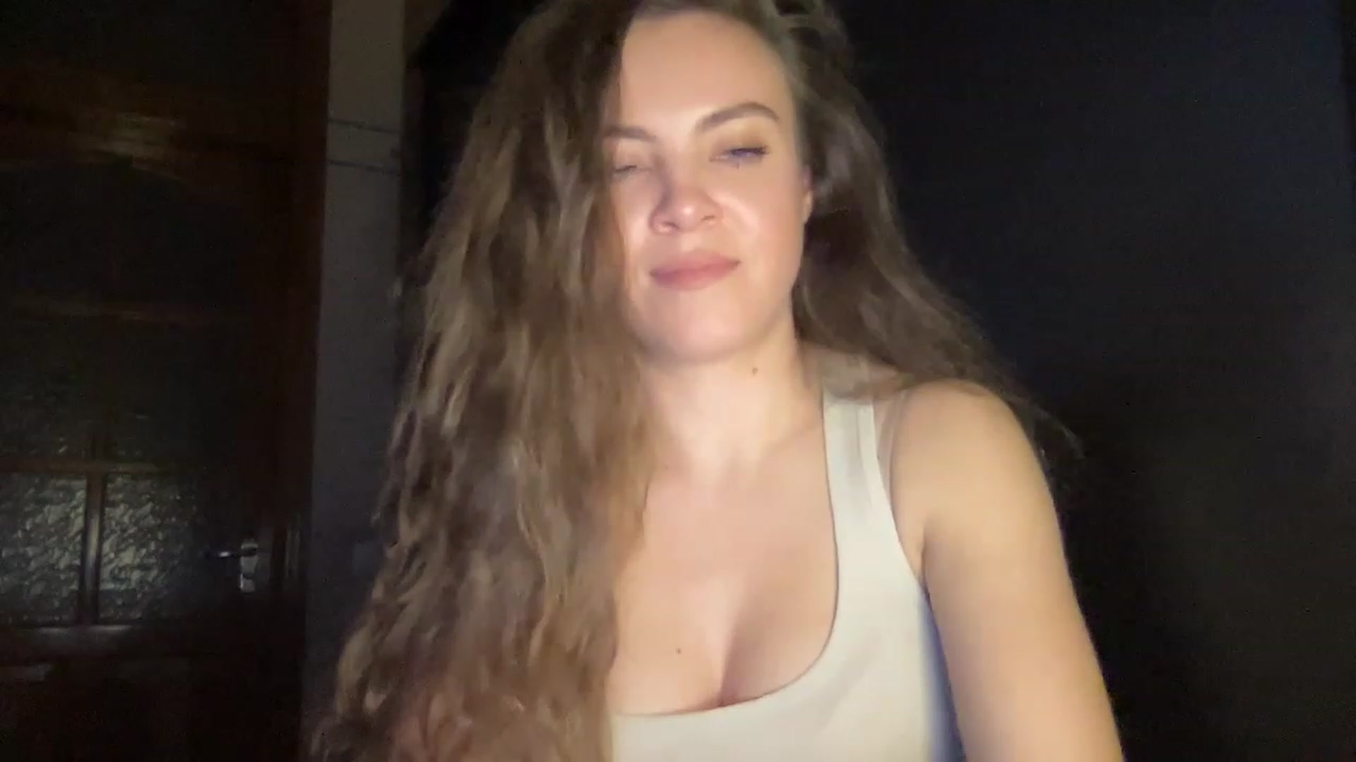 Gallery image thumbnail from MonicaLeCruze's myfreecams stream on, 05/30/2023, 17:52 image 9 of 20