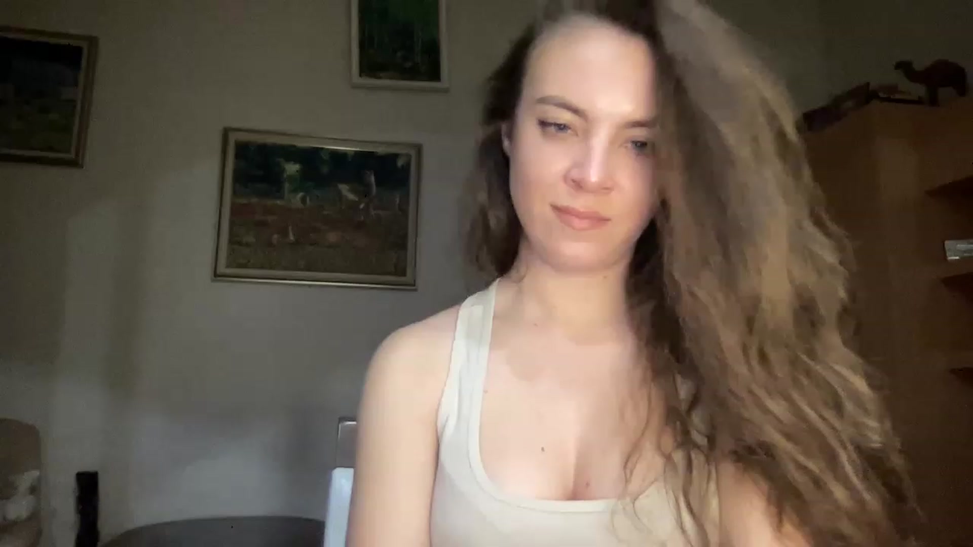 Gallery image thumbnail from MonicaLeCruze's myfreecams stream on, 05/30/2023, 19:38 image 11 of 20