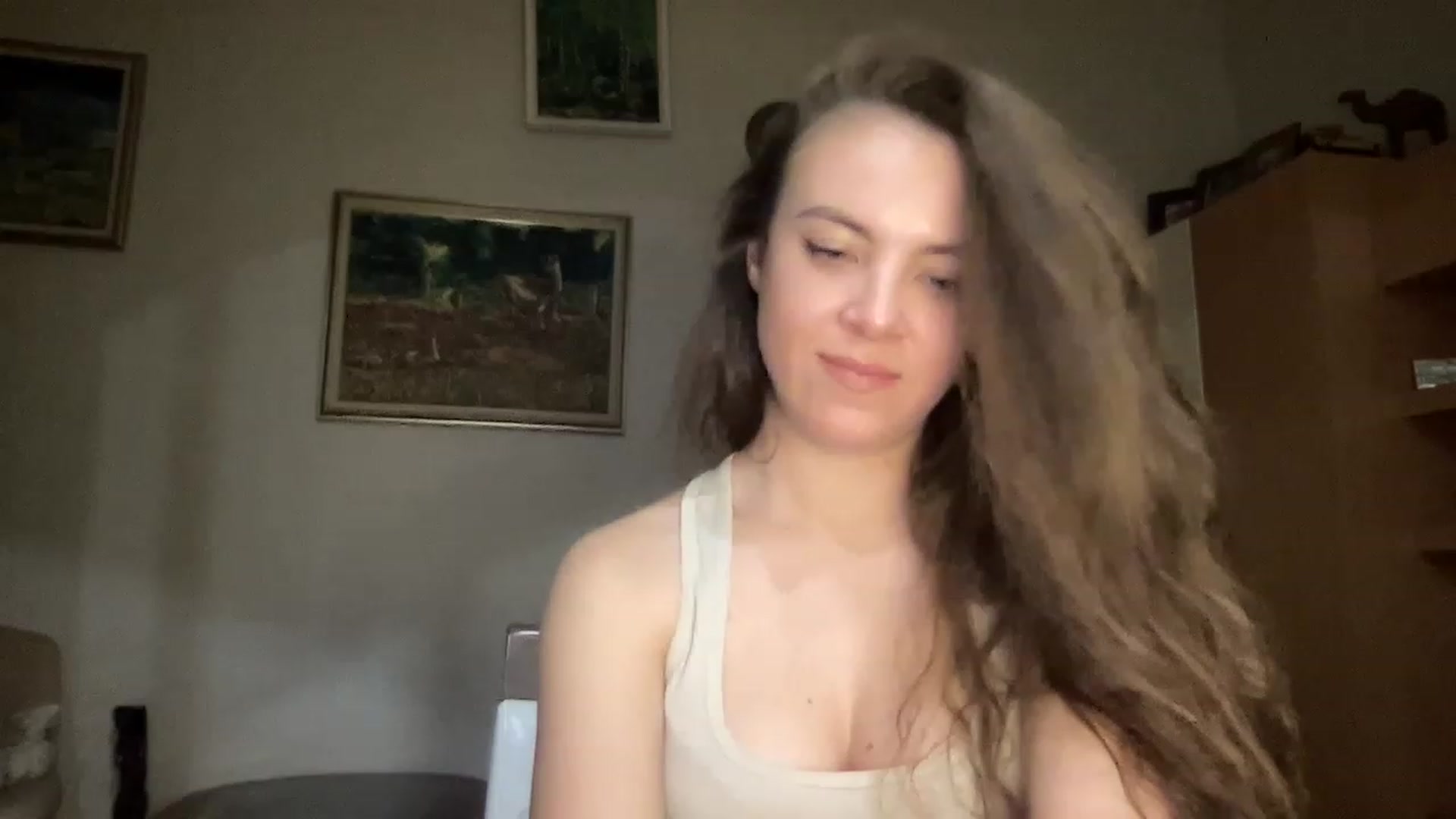 Gallery image thumbnail from MonicaLeCruze's myfreecams stream on, 05/30/2023, 19:38 image 12 of 20