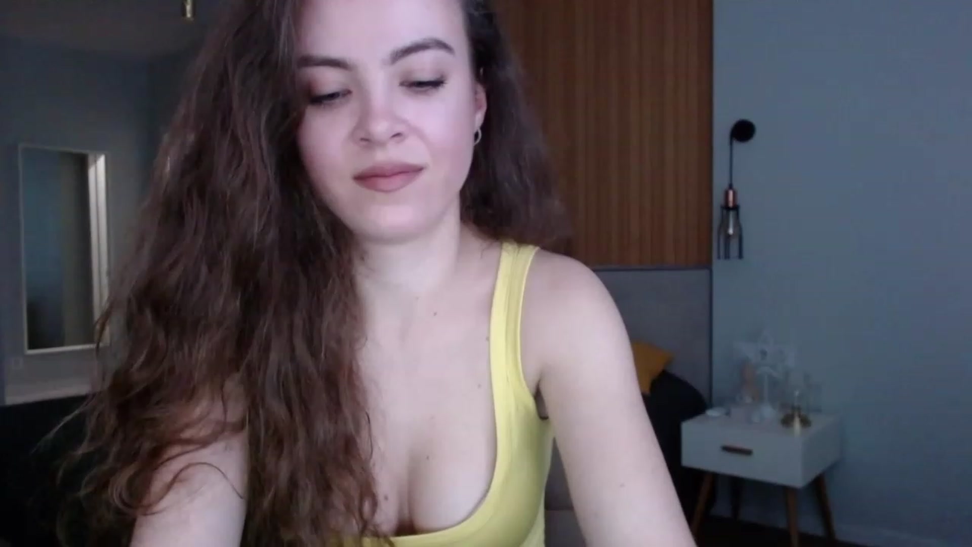 Gallery image thumbnail from MonicaLeCruze's myfreecams stream on, 06/08/2023, 13:49 image 12 of 20
