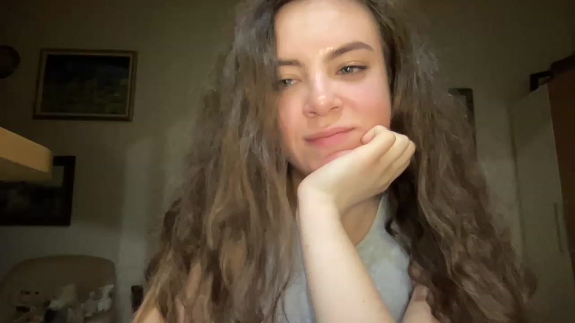 Gallery image thumbnail from MonicaLeCruze's myfreecams stream on, 06/12/2023, 20:32 image 14 of 20
