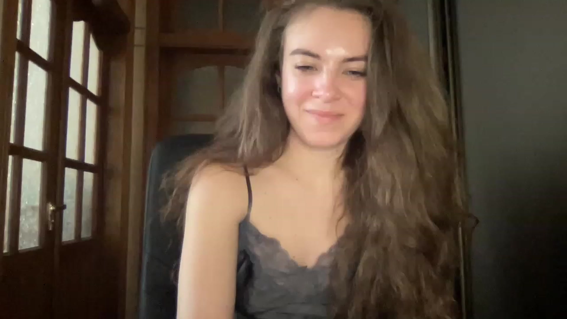 Gallery image thumbnail from MonicaLeCruze's myfreecams stream on, 06/15/2023, 15:29 image 10 of 20