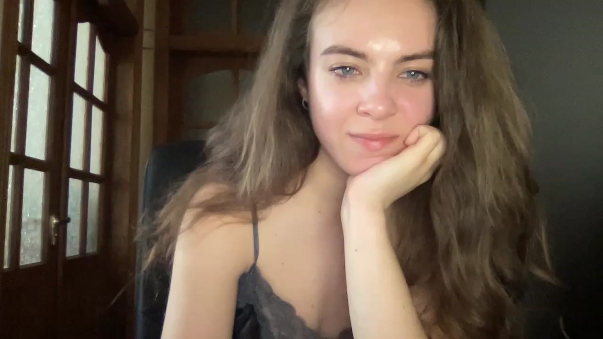 Gallery image thumbnail from MonicaLeCruze's myfreecams stream on, 06/15/2023, 15:29 image 8 of 20