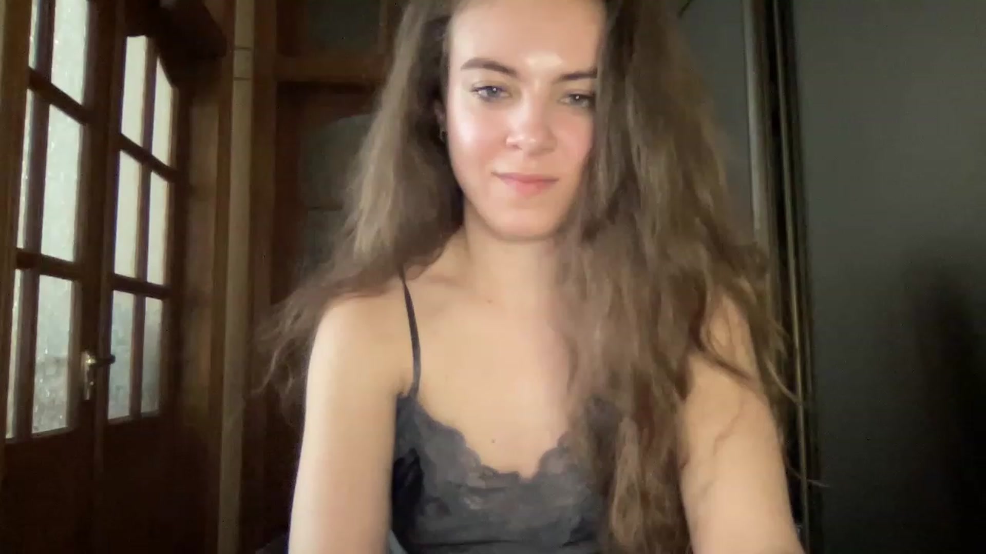 Gallery image thumbnail from MonicaLeCruze's myfreecams stream on, 06/15/2023, 15:29 image 4 of 20