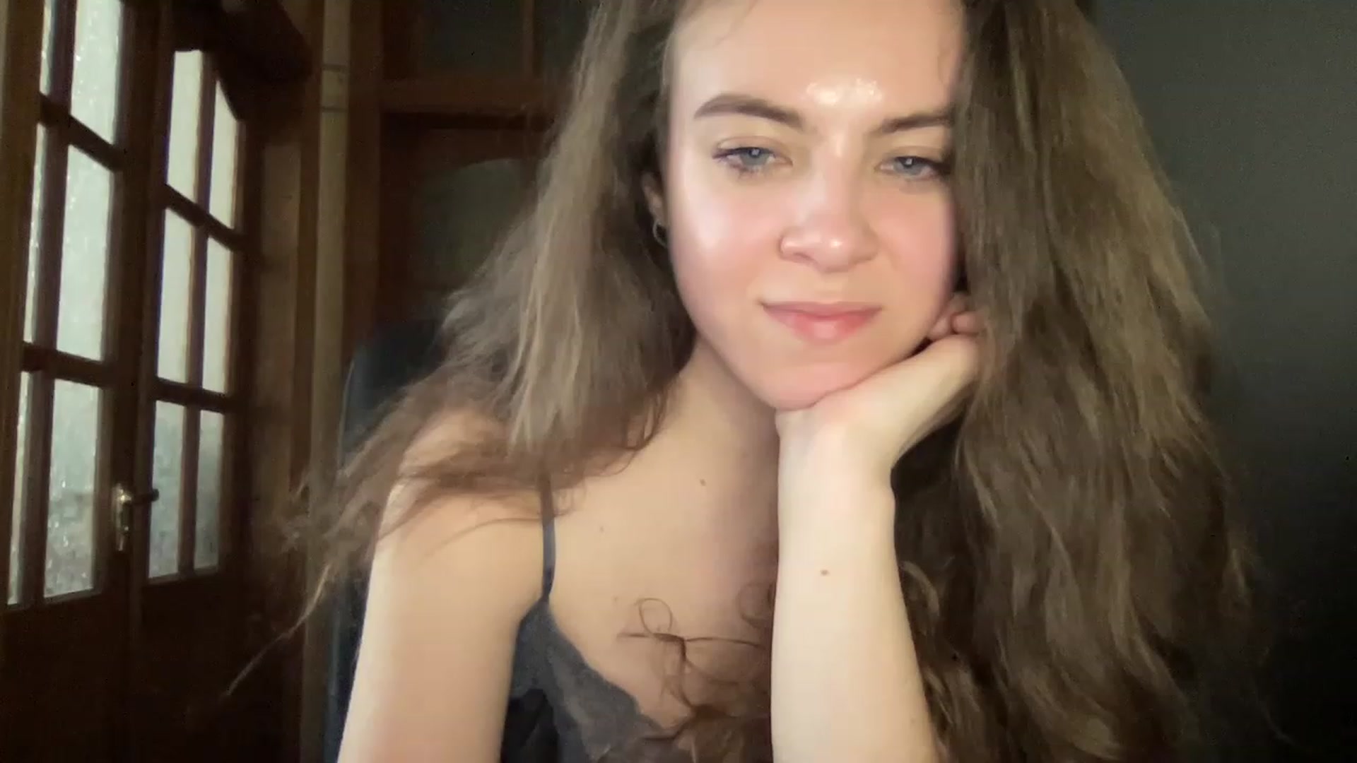 Gallery image thumbnail from MonicaLeCruze's myfreecams stream on, 06/15/2023, 15:29 image 11 of 20