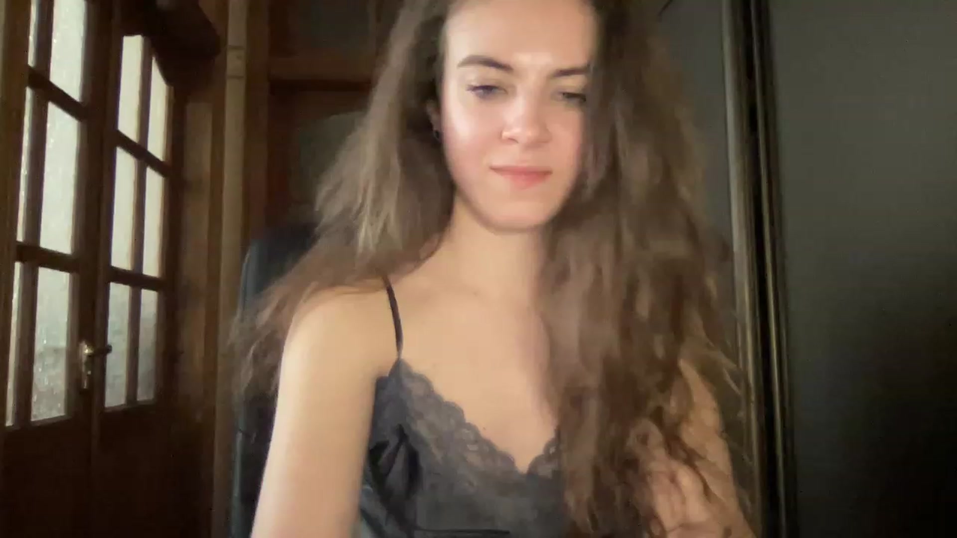 Gallery image thumbnail from MonicaLeCruze's myfreecams stream on, 06/15/2023, 15:29 image 7 of 20