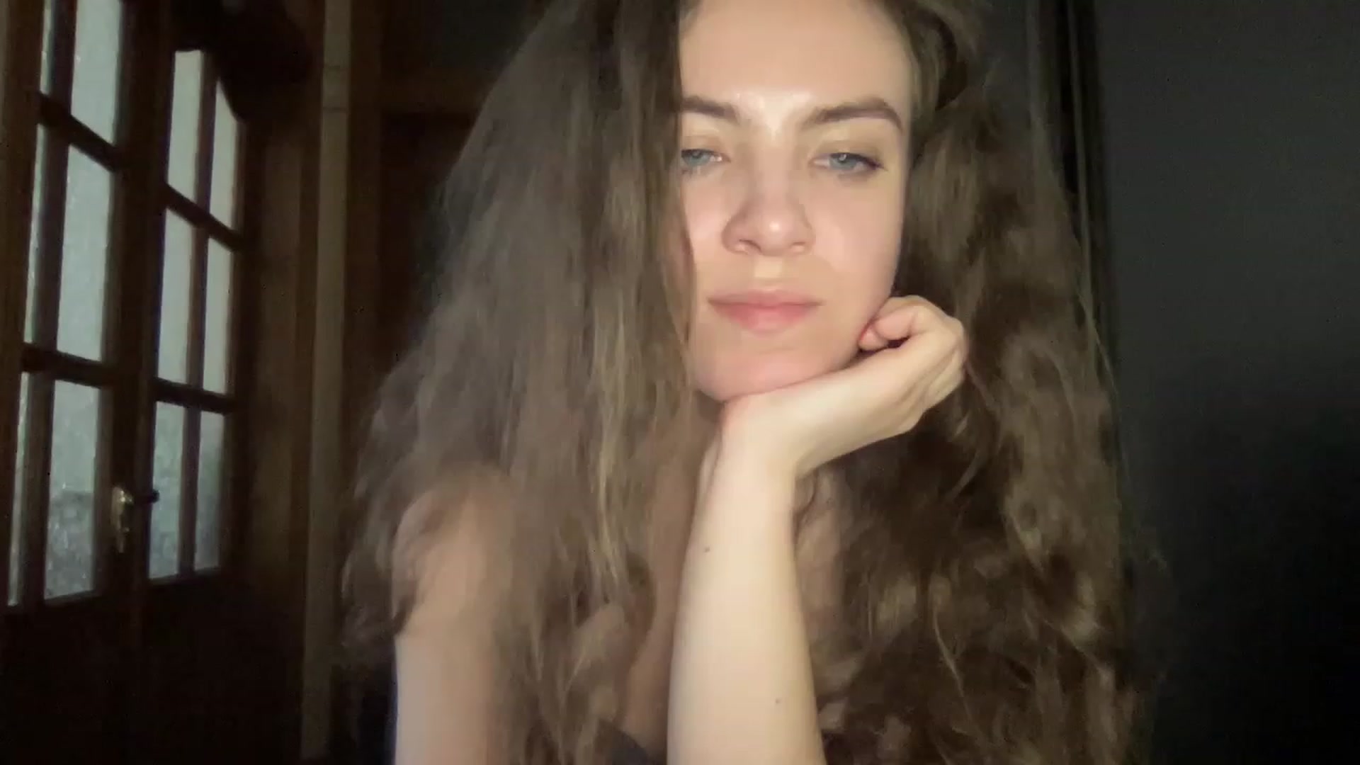 Gallery image thumbnail from MonicaLeCruze's myfreecams stream on, 06/15/2023, 16:39 image 3 of 20