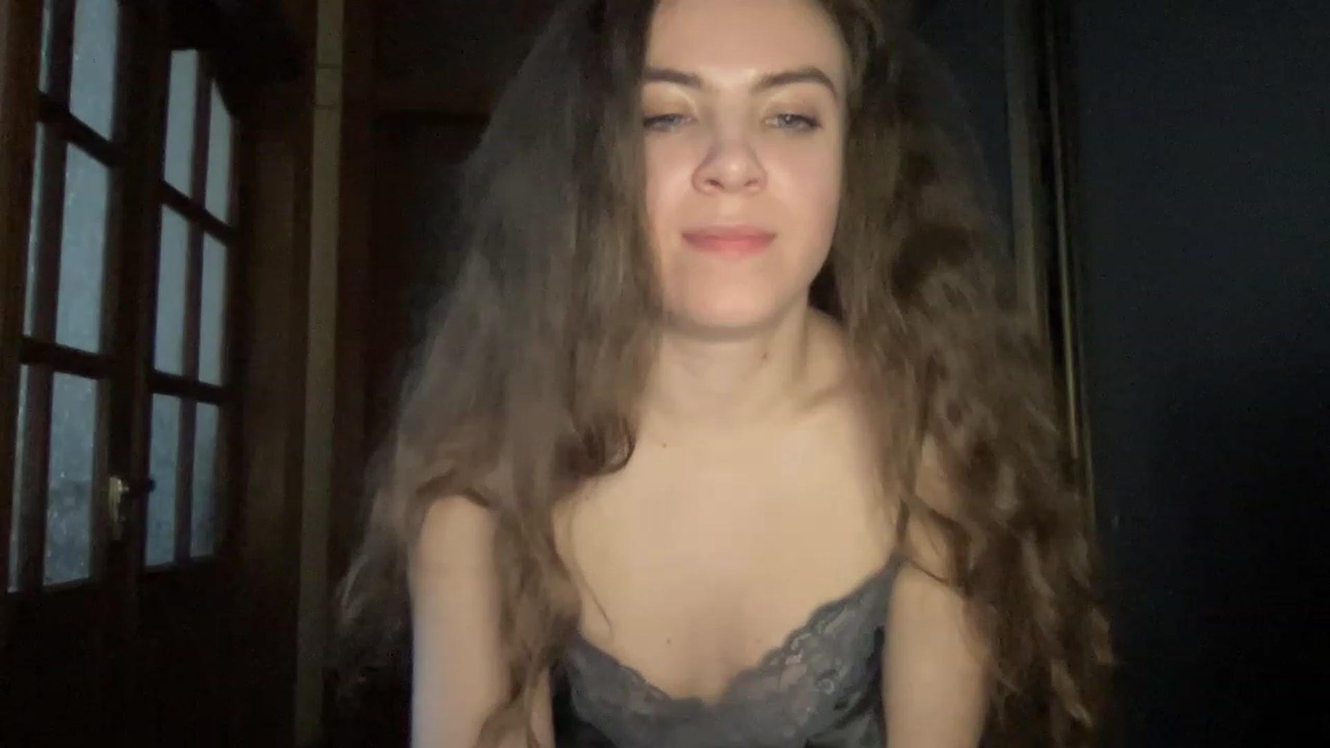 Gallery image thumbnail from MonicaLeCruze's myfreecams stream on, 06/15/2023, 16:39 image 14 of 20