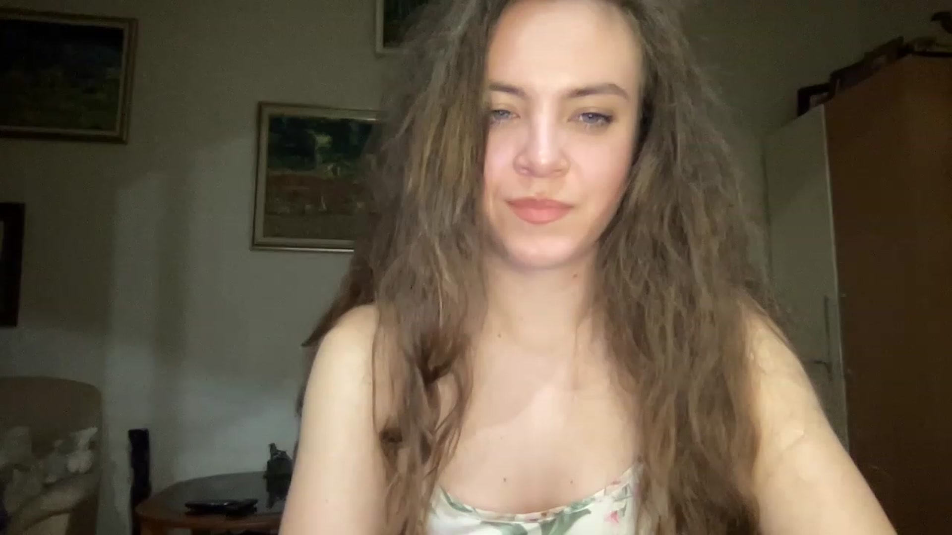 Gallery image thumbnail from MonicaLeCruze's myfreecams stream on, 06/20/2023, 19:49 image 9 of 20
