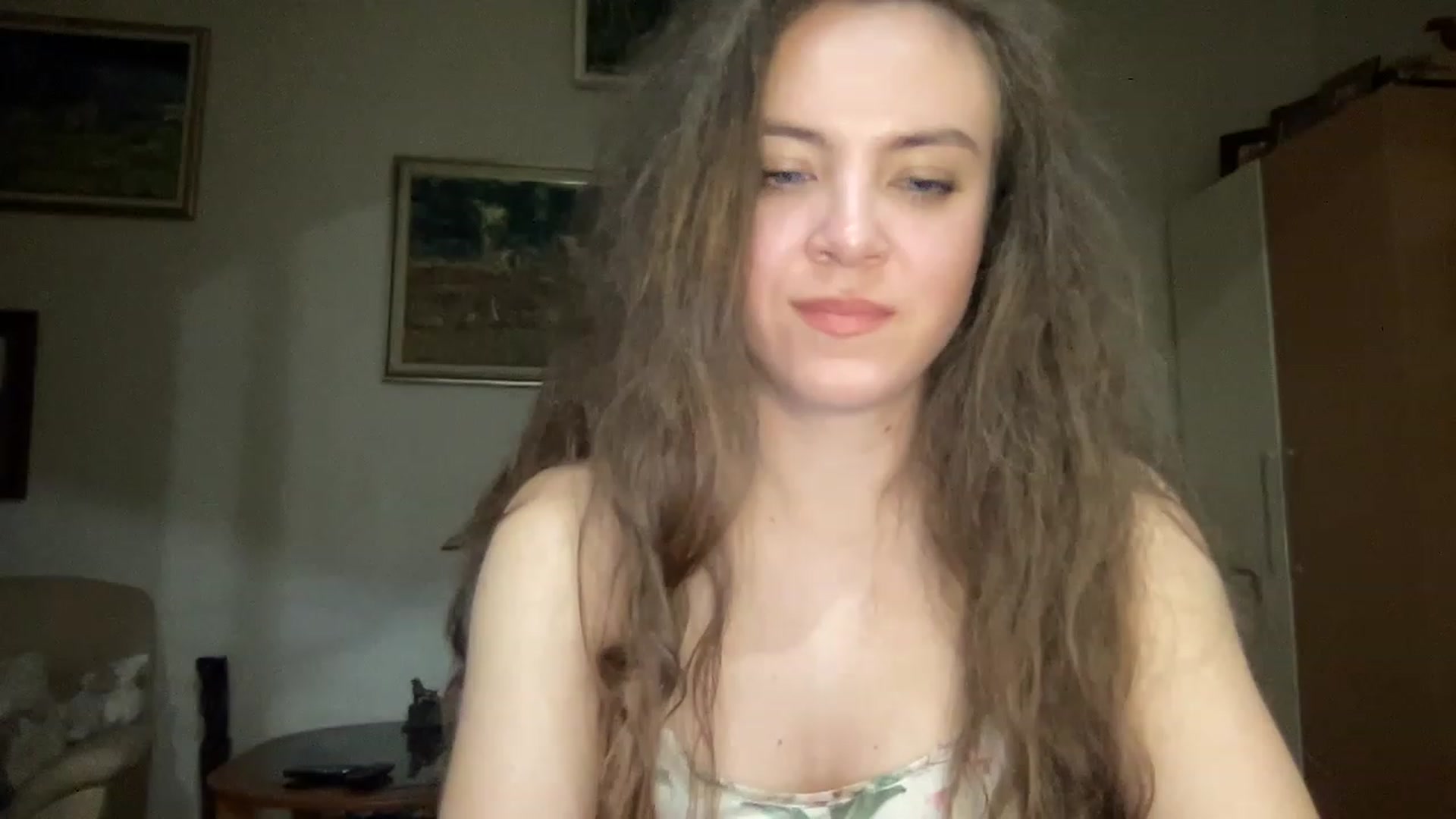 Gallery image thumbnail from MonicaLeCruze's myfreecams stream on, 06/20/2023, 19:49 image 19 of 20