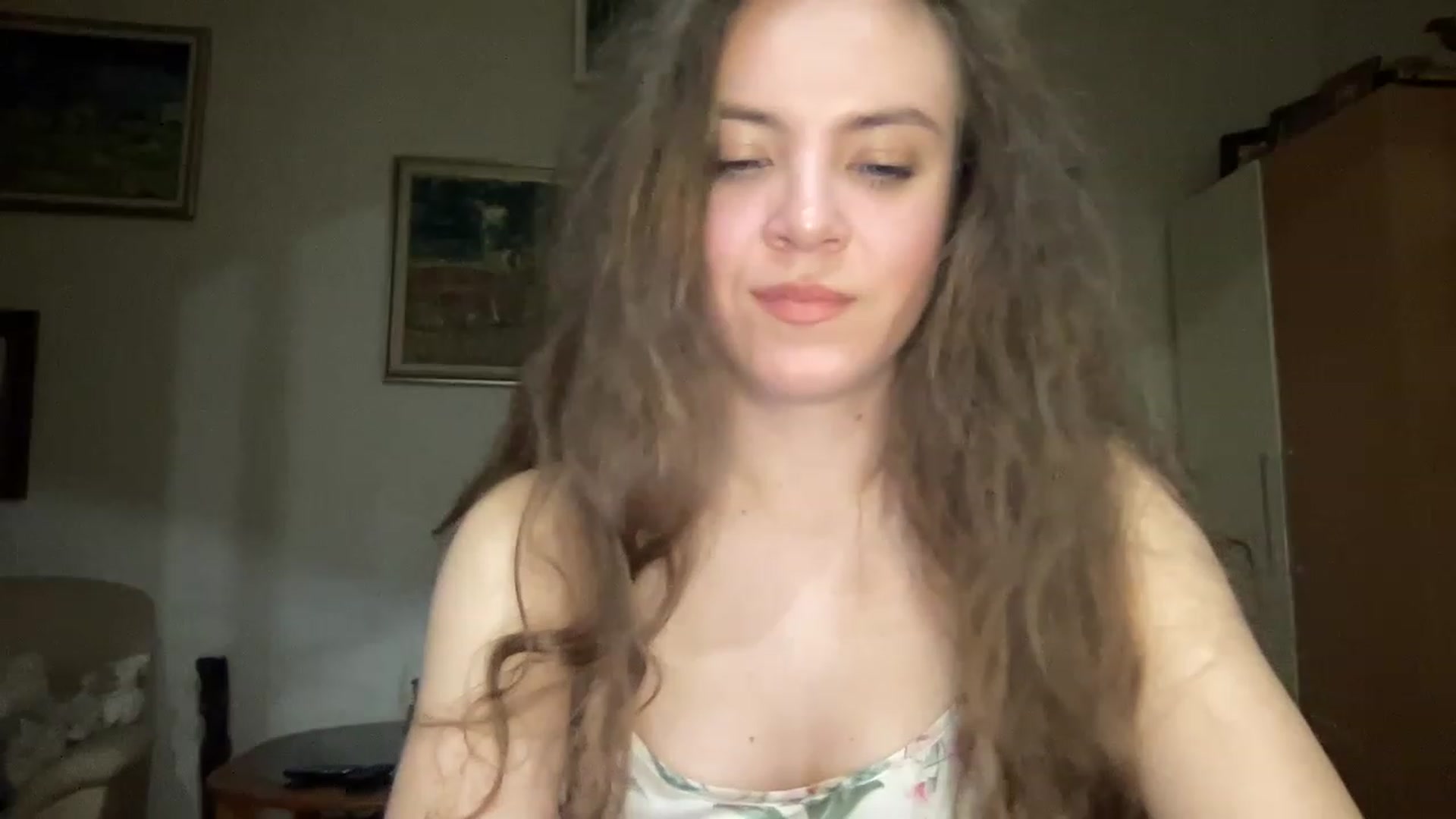 Gallery image thumbnail from MonicaLeCruze's myfreecams stream on, 06/20/2023, 19:49 image 7 of 20
