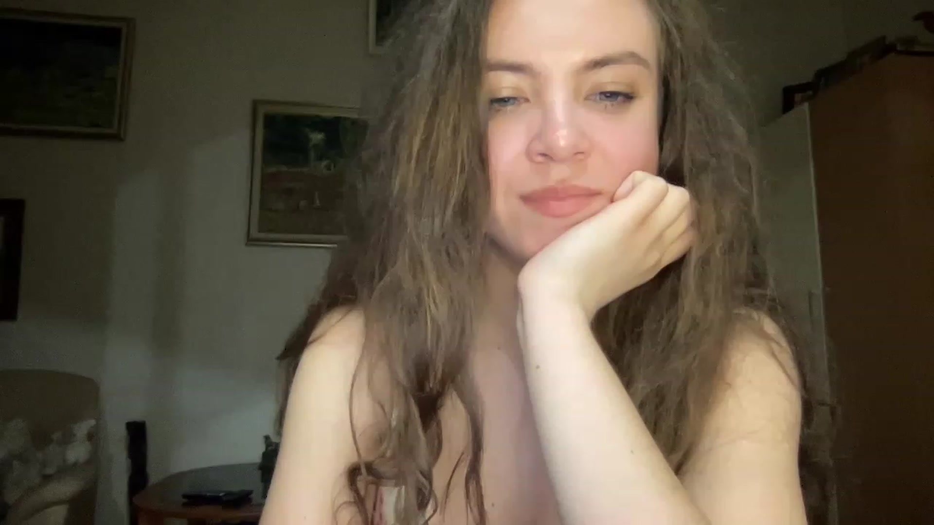 Gallery image thumbnail from MonicaLeCruze's myfreecams stream on, 06/20/2023, 19:49 image 12 of 20