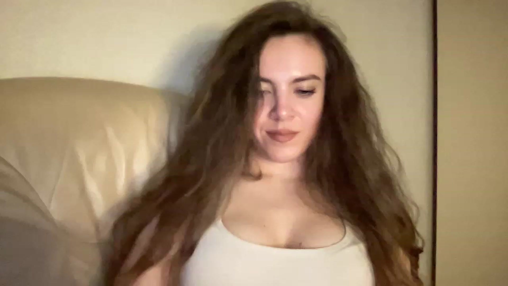 Gallery image thumbnail from MonicaLeCruze's myfreecams stream on, 06/22/2023, 20:45 image 15 of 20