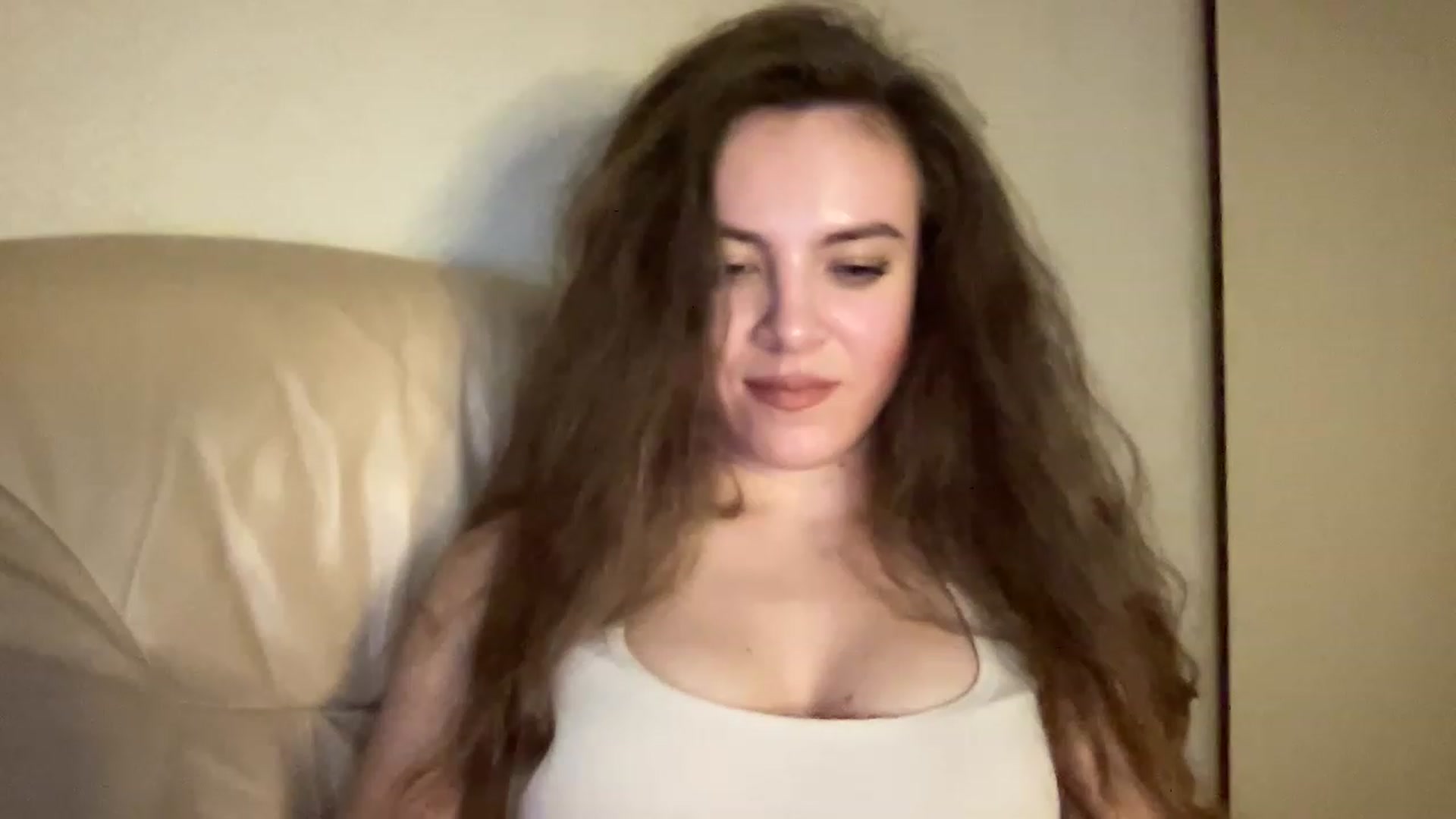 Gallery image thumbnail from MonicaLeCruze's myfreecams stream on, 06/22/2023, 20:45 image 2 of 20