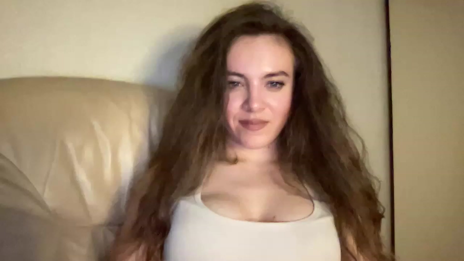 Gallery image thumbnail from MonicaLeCruze's myfreecams stream on, 06/22/2023, 20:45 image 1 of 20