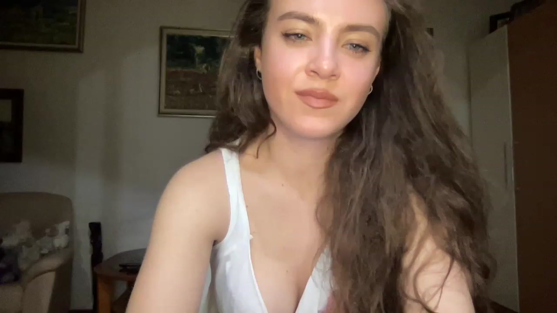 Gallery image thumbnail from MonicaLeCruze's myfreecams stream on, 06/27/2023, 19:49 image 9 of 20