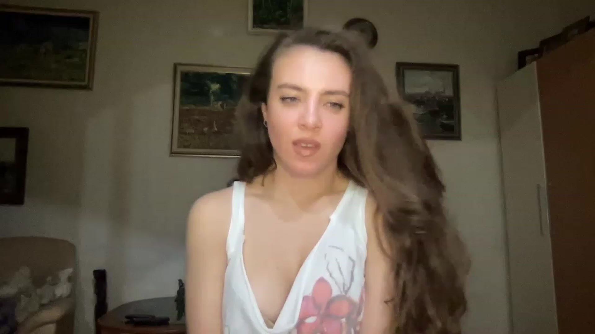 Gallery image thumbnail from MonicaLeCruze's myfreecams stream on, 06/27/2023, 19:49 image 8 of 20