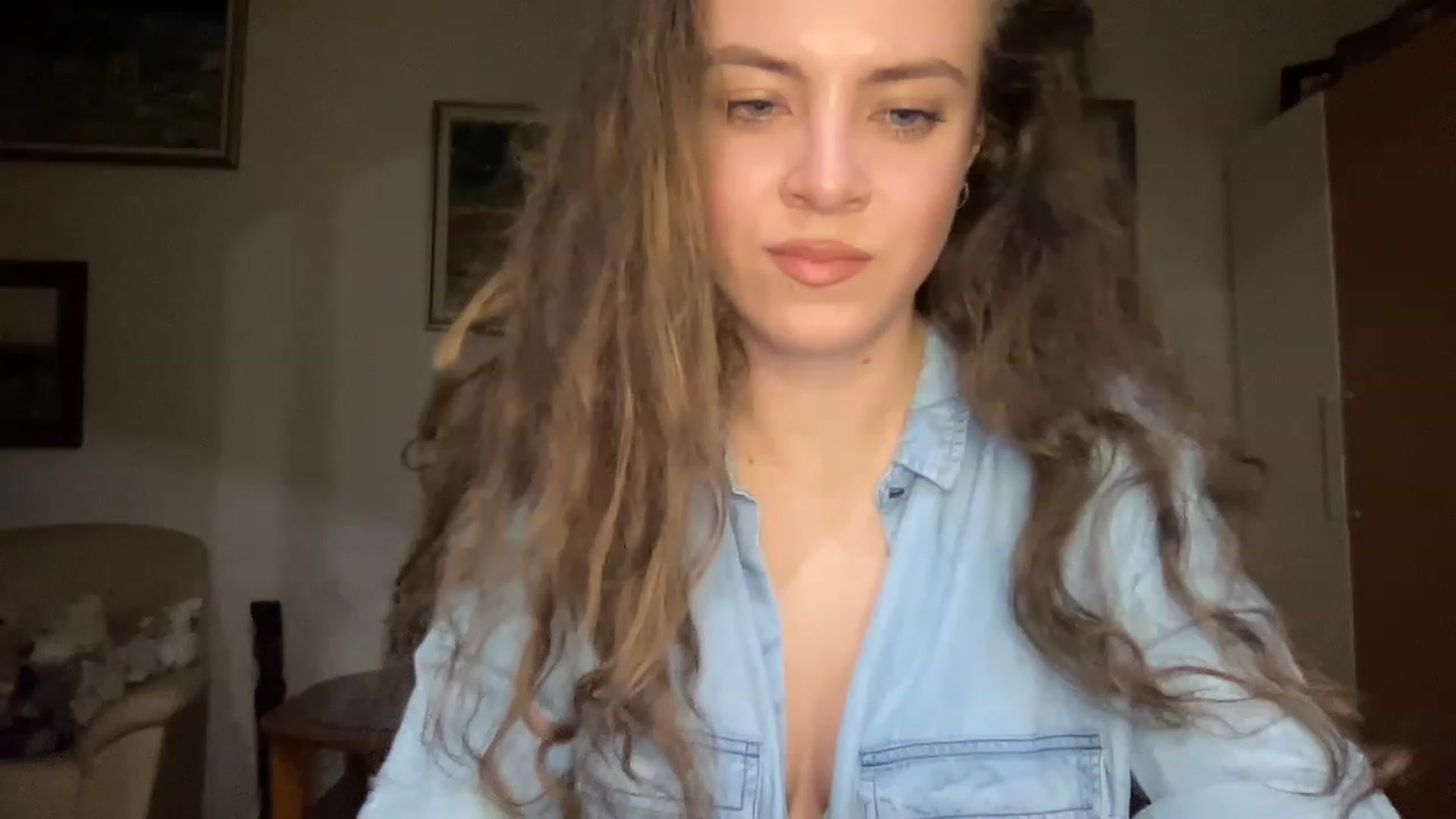 Gallery image thumbnail from MonicaLeCruze's myfreecams stream on, 06/29/2023, 19:57 image 1 of 20
