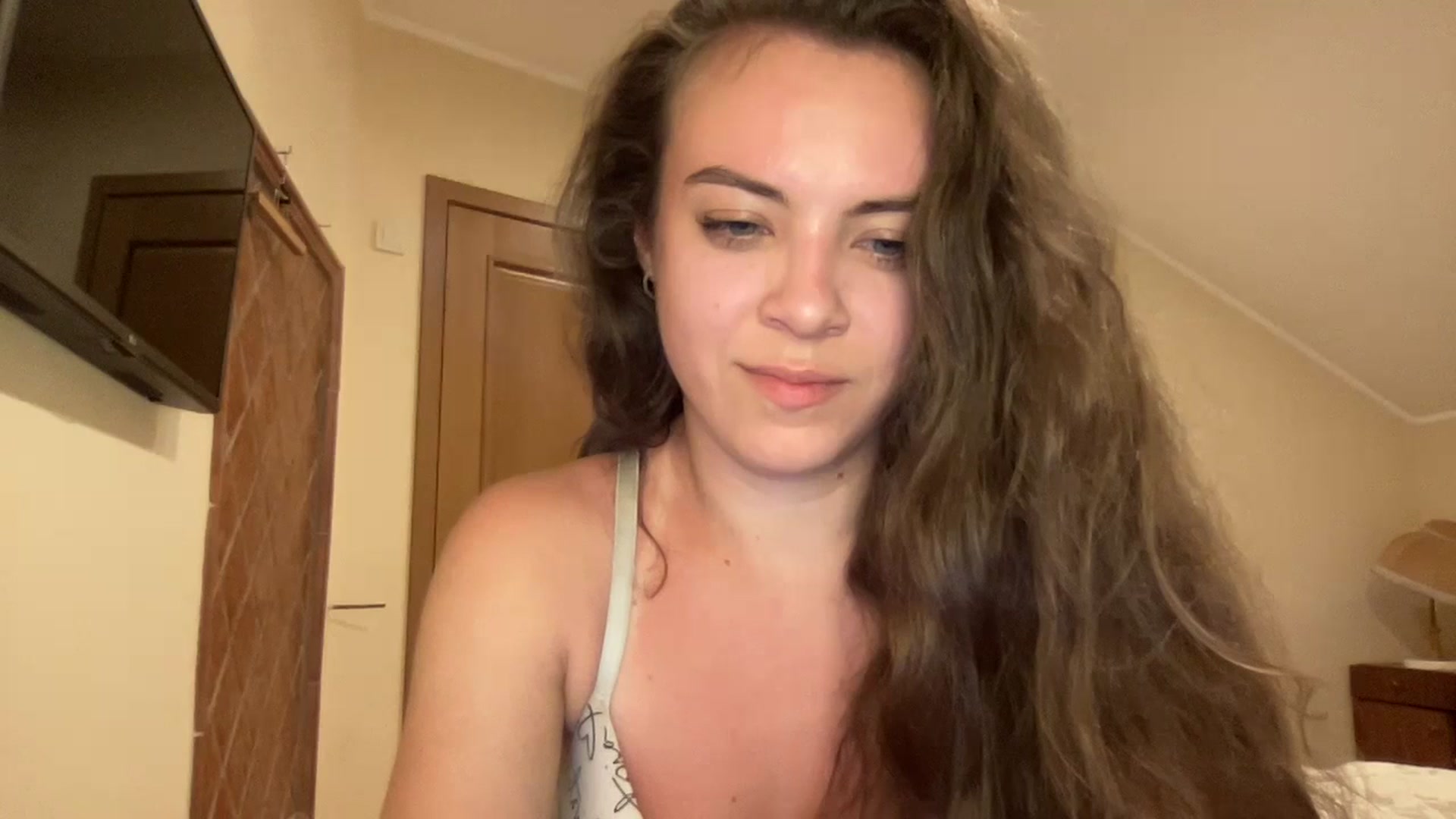 Gallery image thumbnail from MonicaLeCruze's myfreecams stream on, 07/04/2023, 20:16 image 11 of 20