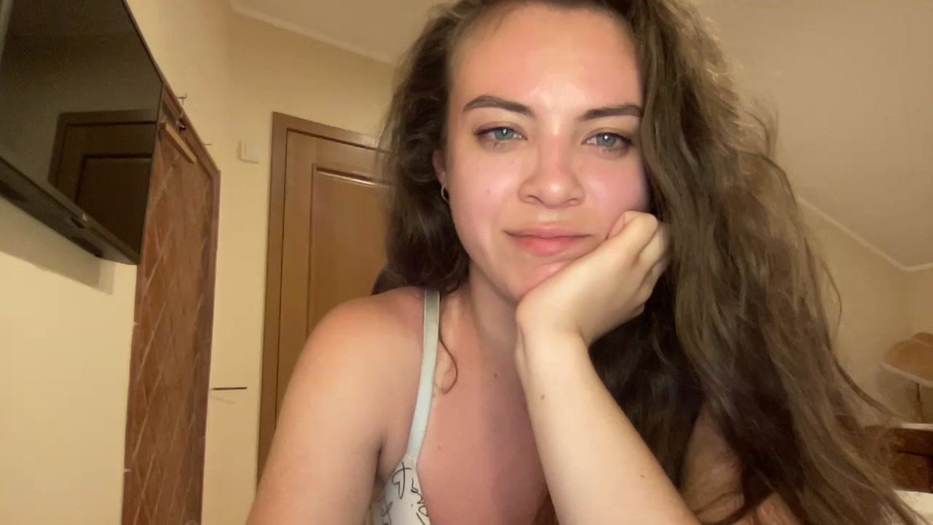 Gallery image thumbnail from MonicaLeCruze's myfreecams stream on, 07/04/2023, 20:16 image 17 of 20
