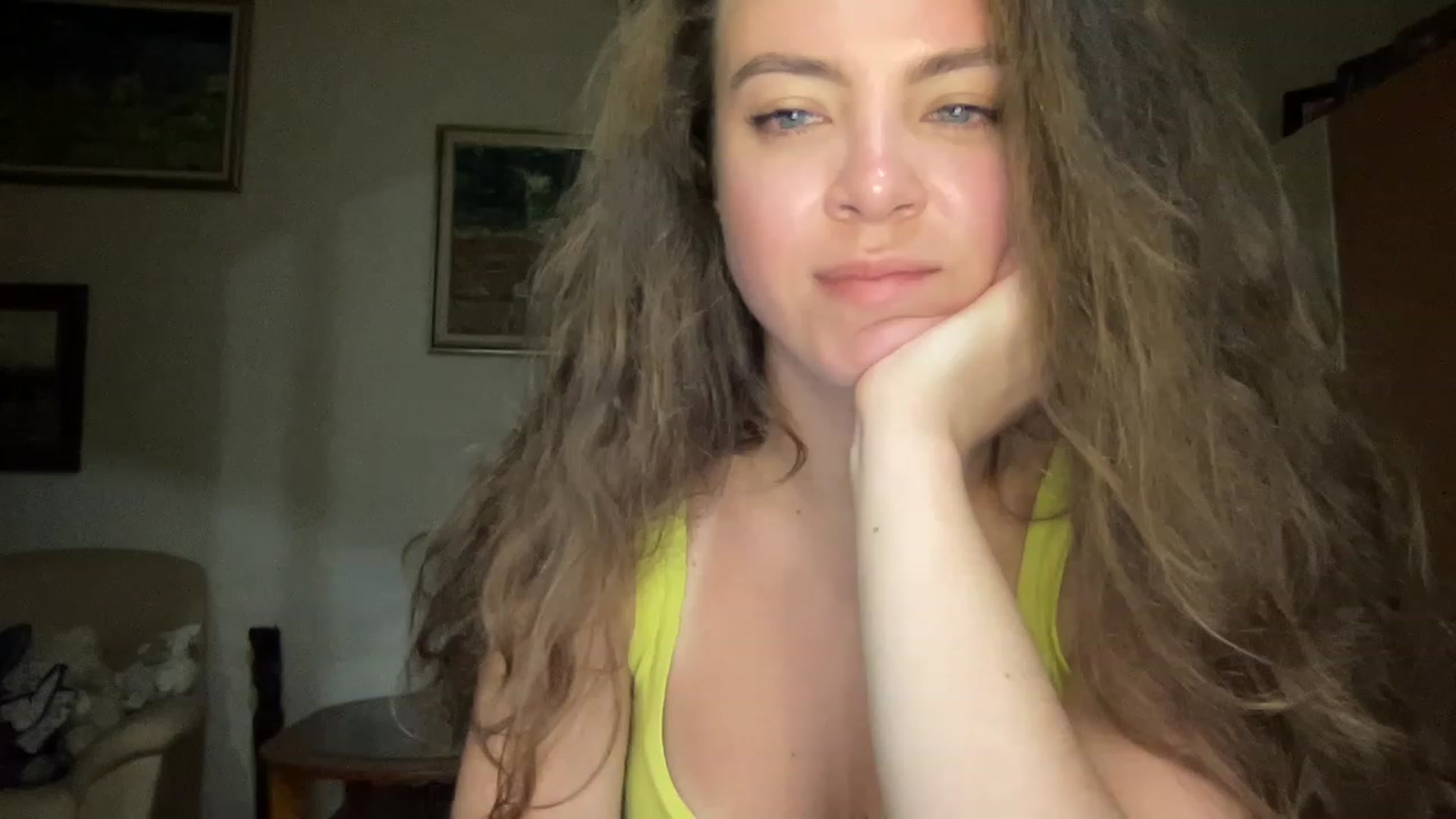 Gallery image thumbnail from MonicaLeCruze's myfreecams stream on, 07/09/2023, 20:59 image 14 of 20