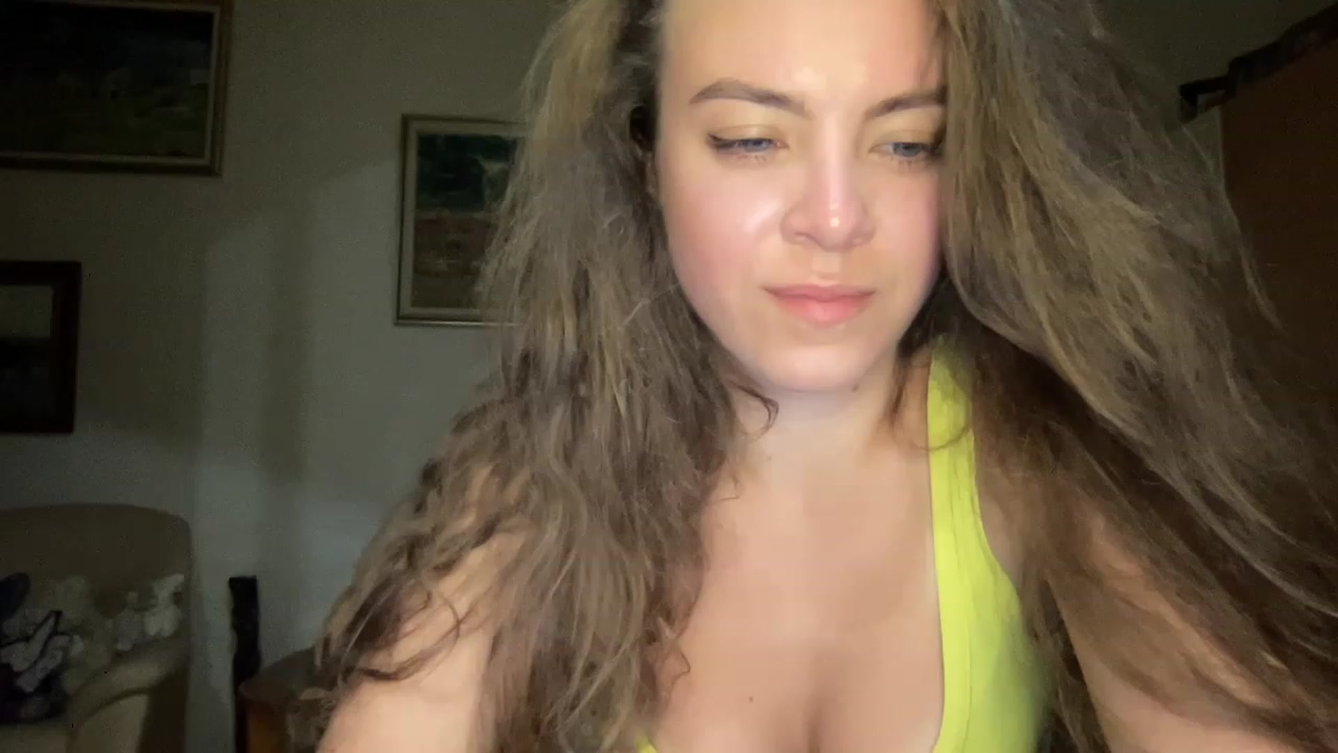 Gallery image thumbnail from MonicaLeCruze's myfreecams stream on, 07/09/2023, 20:59 image 16 of 20