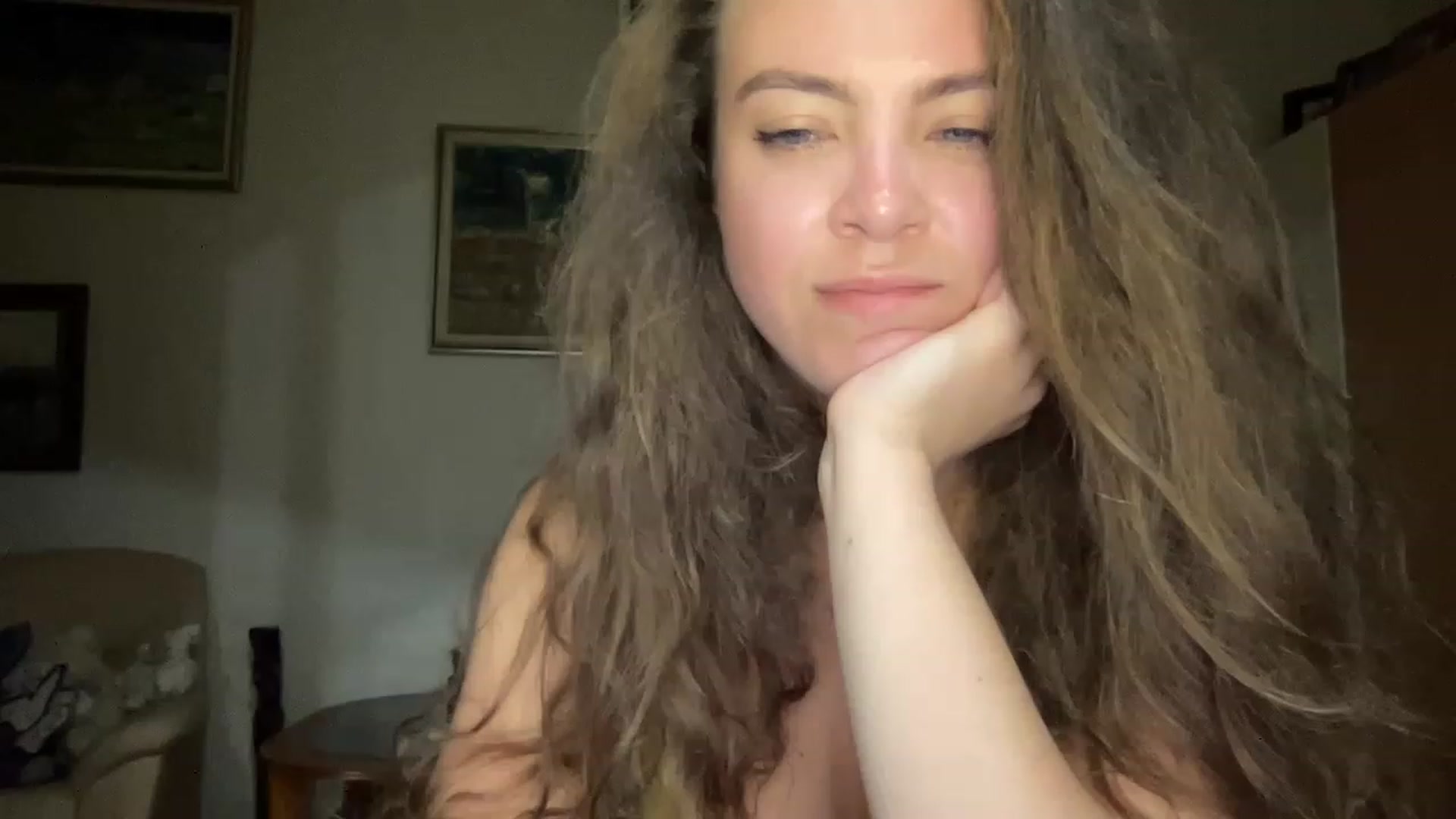 Gallery image thumbnail from MonicaLeCruze's myfreecams stream on, 07/09/2023, 20:59 image 13 of 20