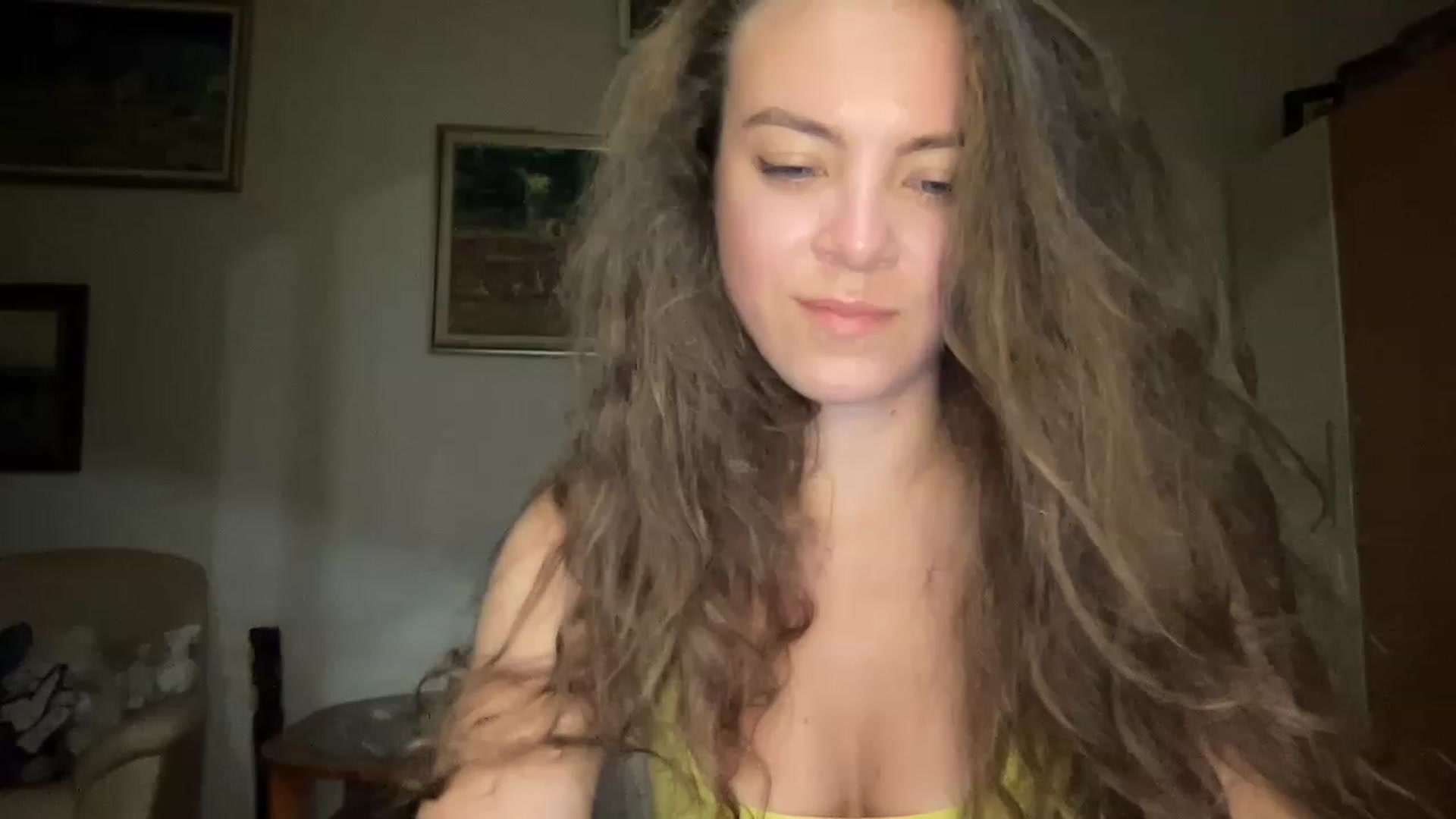 Gallery image thumbnail from MonicaLeCruze's myfreecams stream on, 07/09/2023, 20:59 image 12 of 20