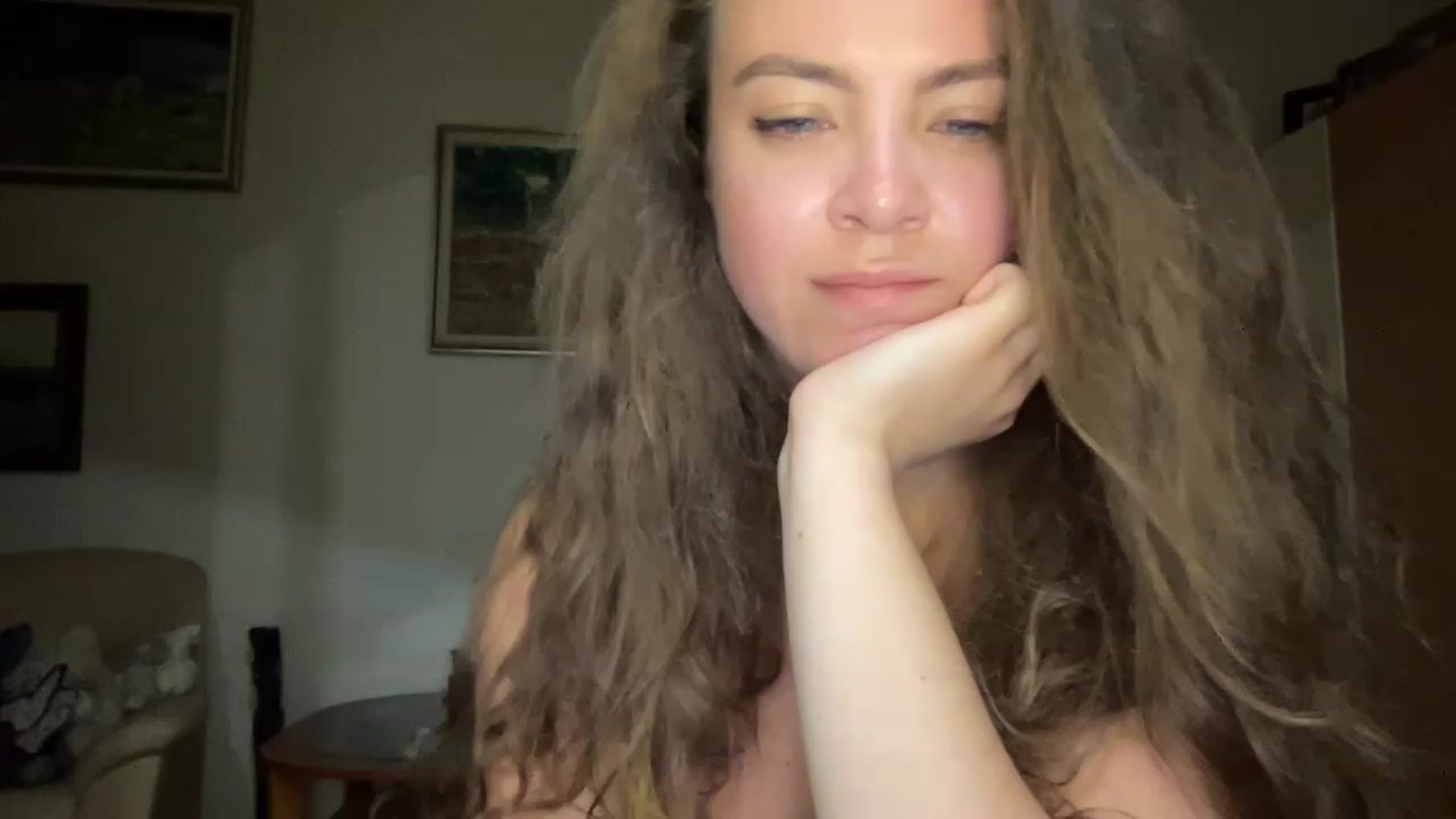 Gallery image thumbnail from MonicaLeCruze's myfreecams stream on, 07/09/2023, 20:59 image 20 of 20