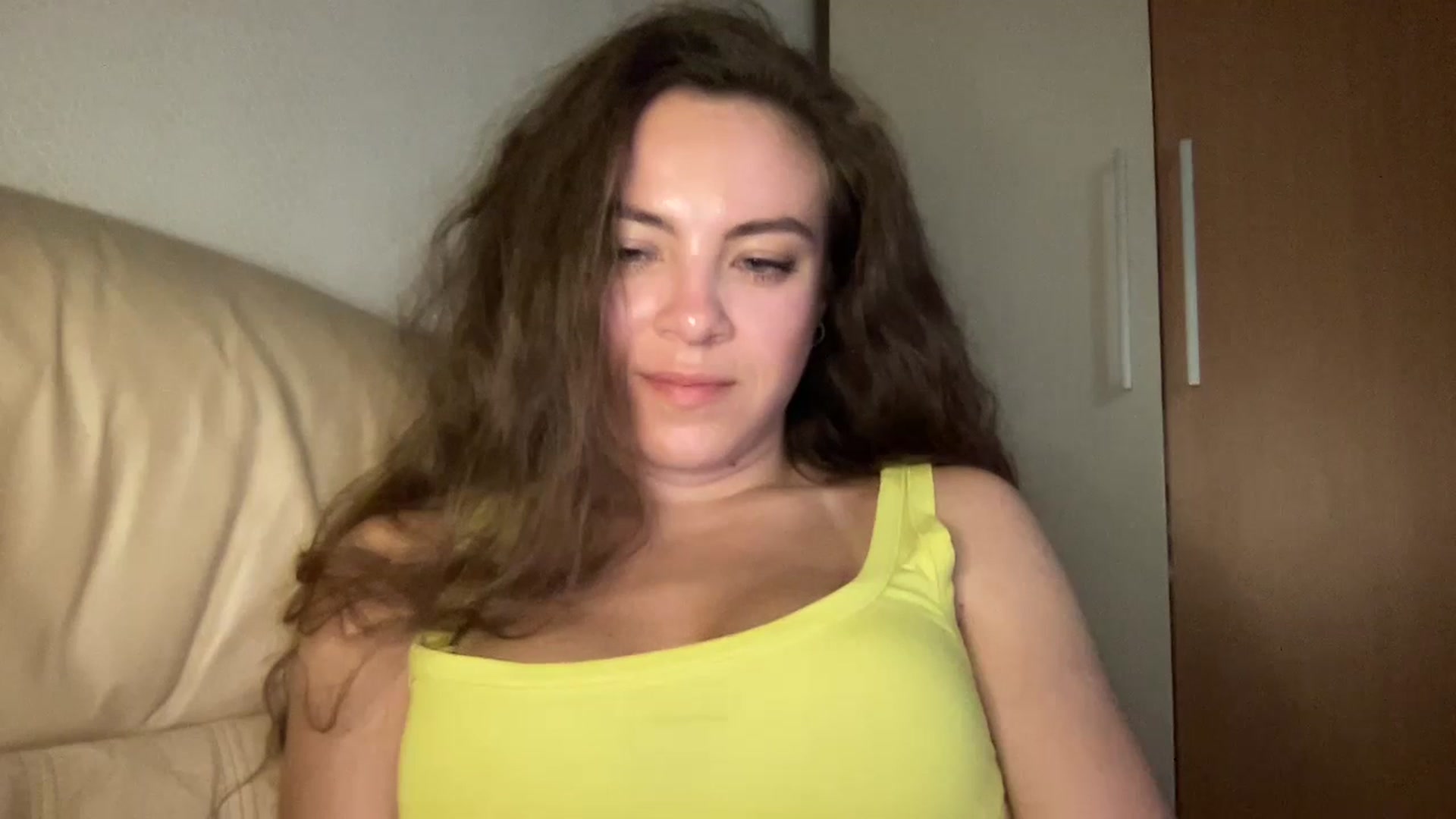 Gallery image thumbnail from MonicaLeCruze's myfreecams stream on, 07/10/2023, 24:37 image 10 of 20
