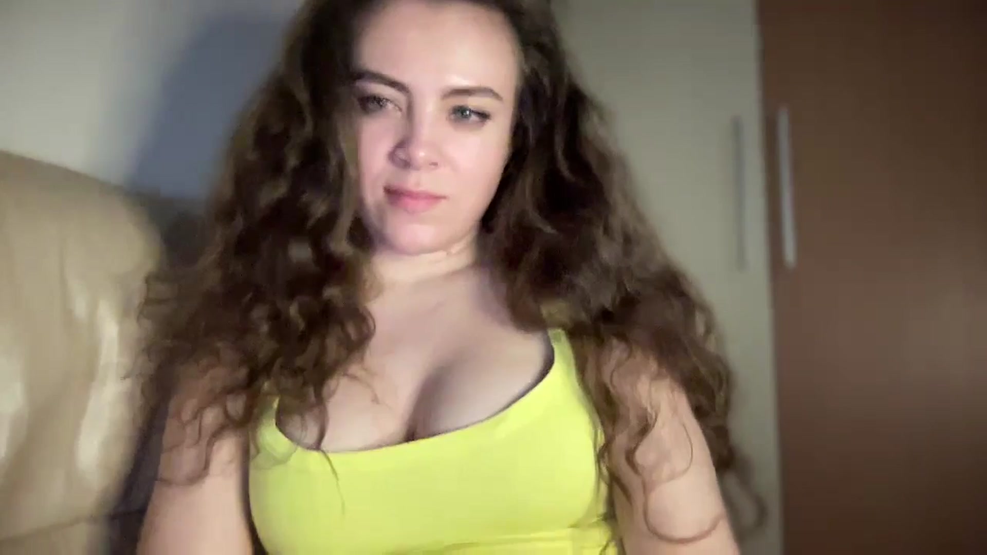 Gallery image thumbnail from MonicaLeCruze's myfreecams stream on, 04/25/2024, 22:11 image 6 of 20