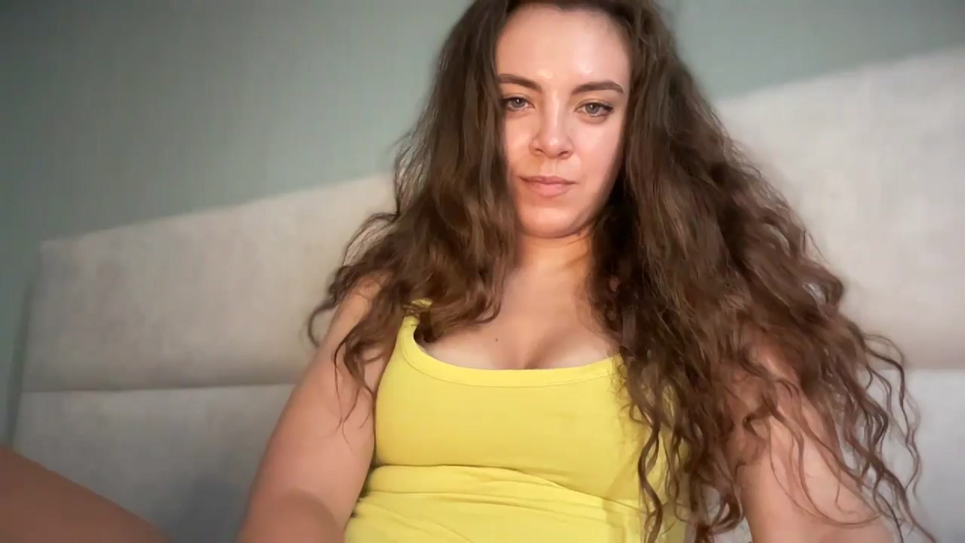 Gallery image thumbnail from MonicaLeCruze's myfreecams stream on, 06/15/2024, 15:10 image 7 of 20