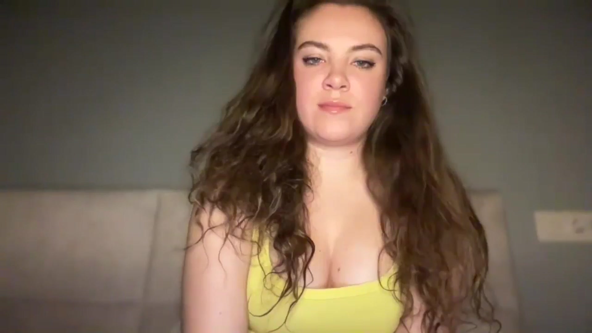 Gallery image thumbnail from MonicaLeCruze's myfreecams stream on, 12/15/2024, 15:57 image 6 of 20