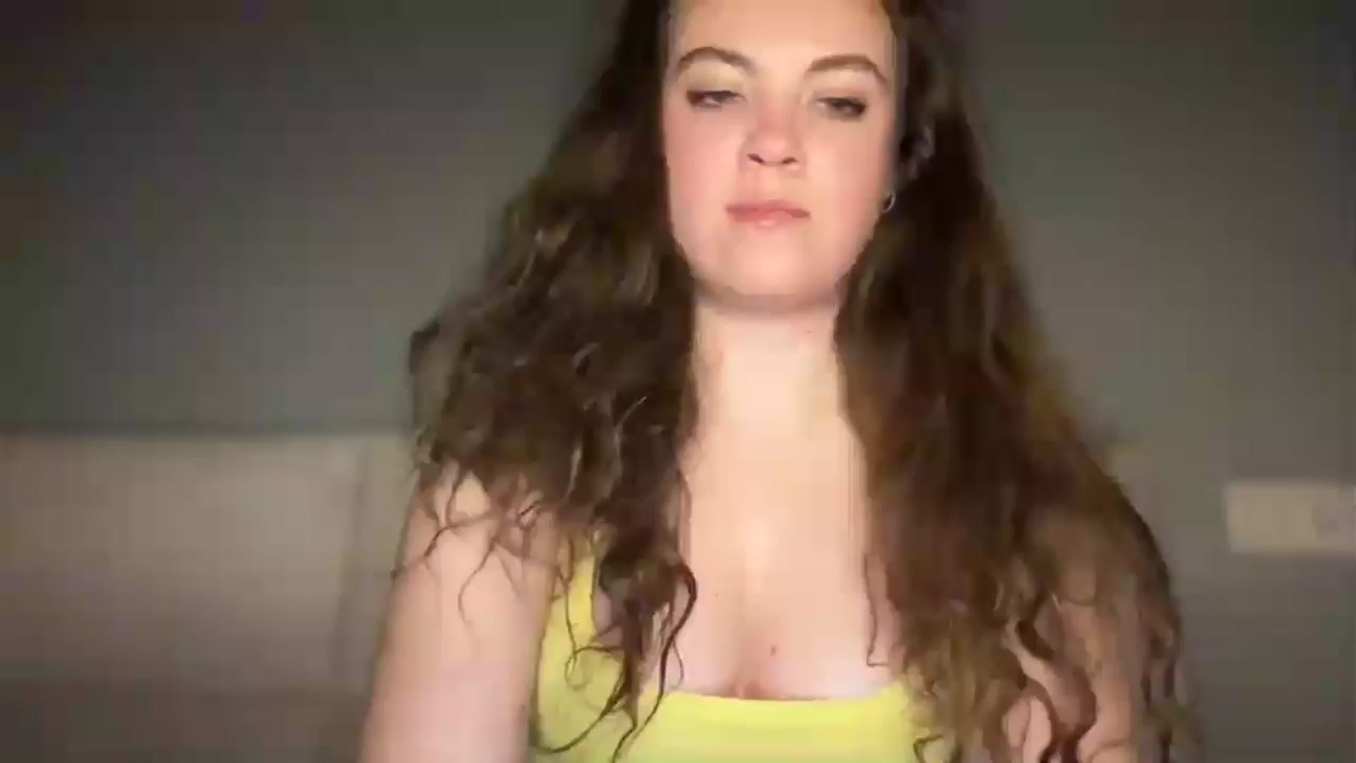 Gallery image thumbnail from MonicaLeCruze's myfreecams stream on, 12/15/2024, 15:57 image 5 of 20