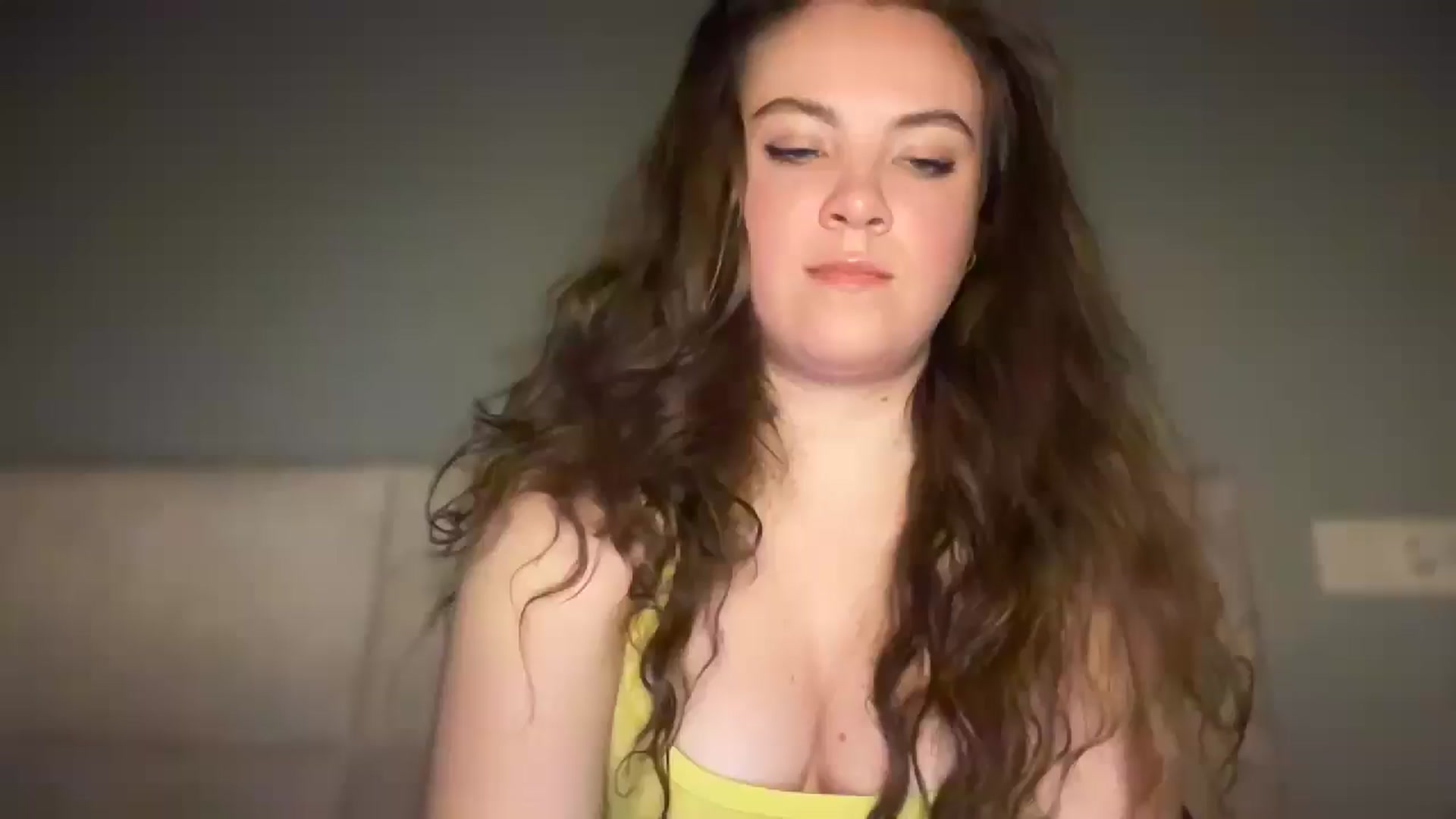 Gallery image thumbnail from MonicaLeCruze's myfreecams stream on, 12/15/2024, 15:57 image 20 of 20