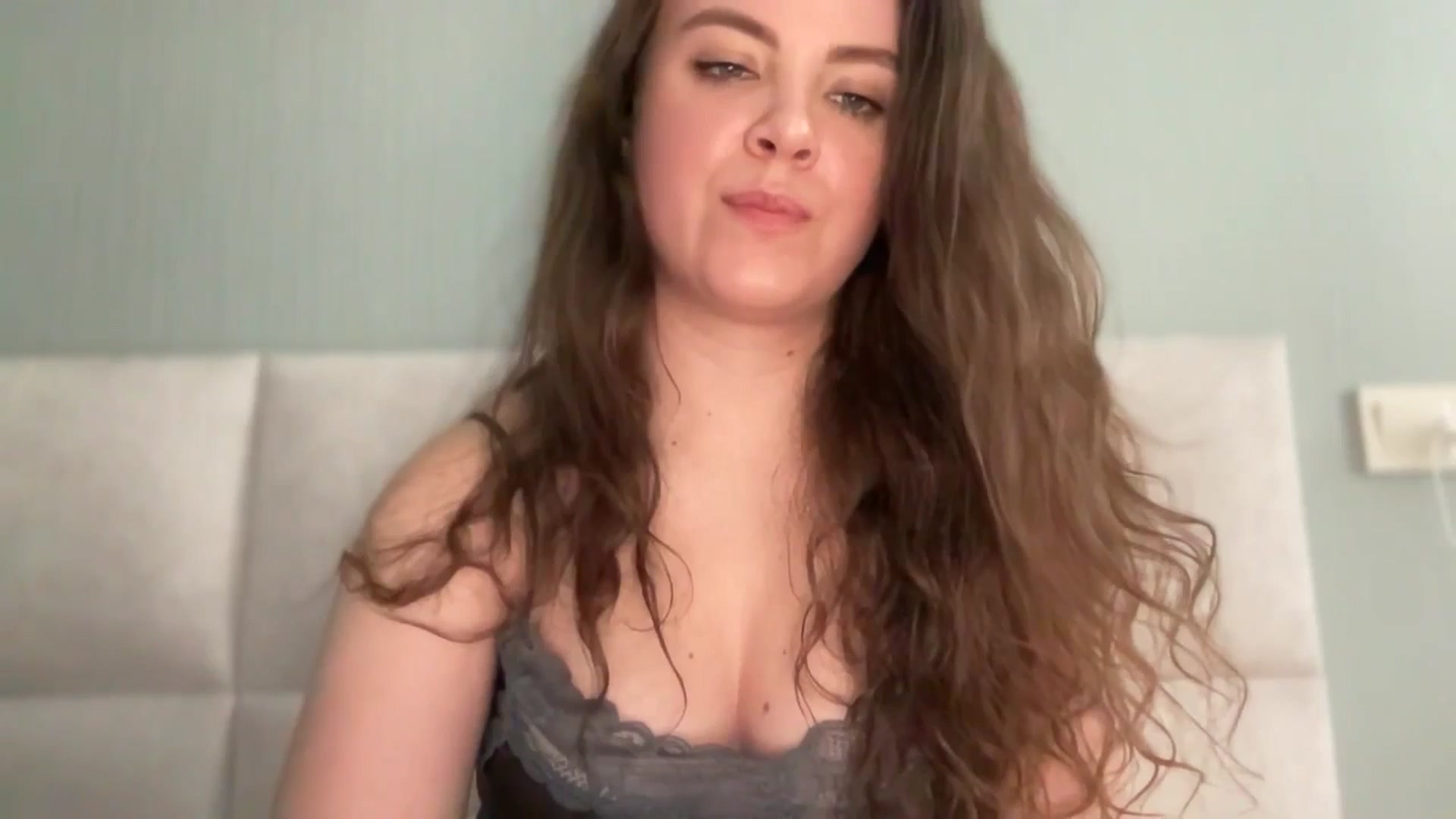 Gallery image thumbnail from MonicaLeCruze's myfreecams stream on, 03/14/2025, 13:07 image 12 of 20