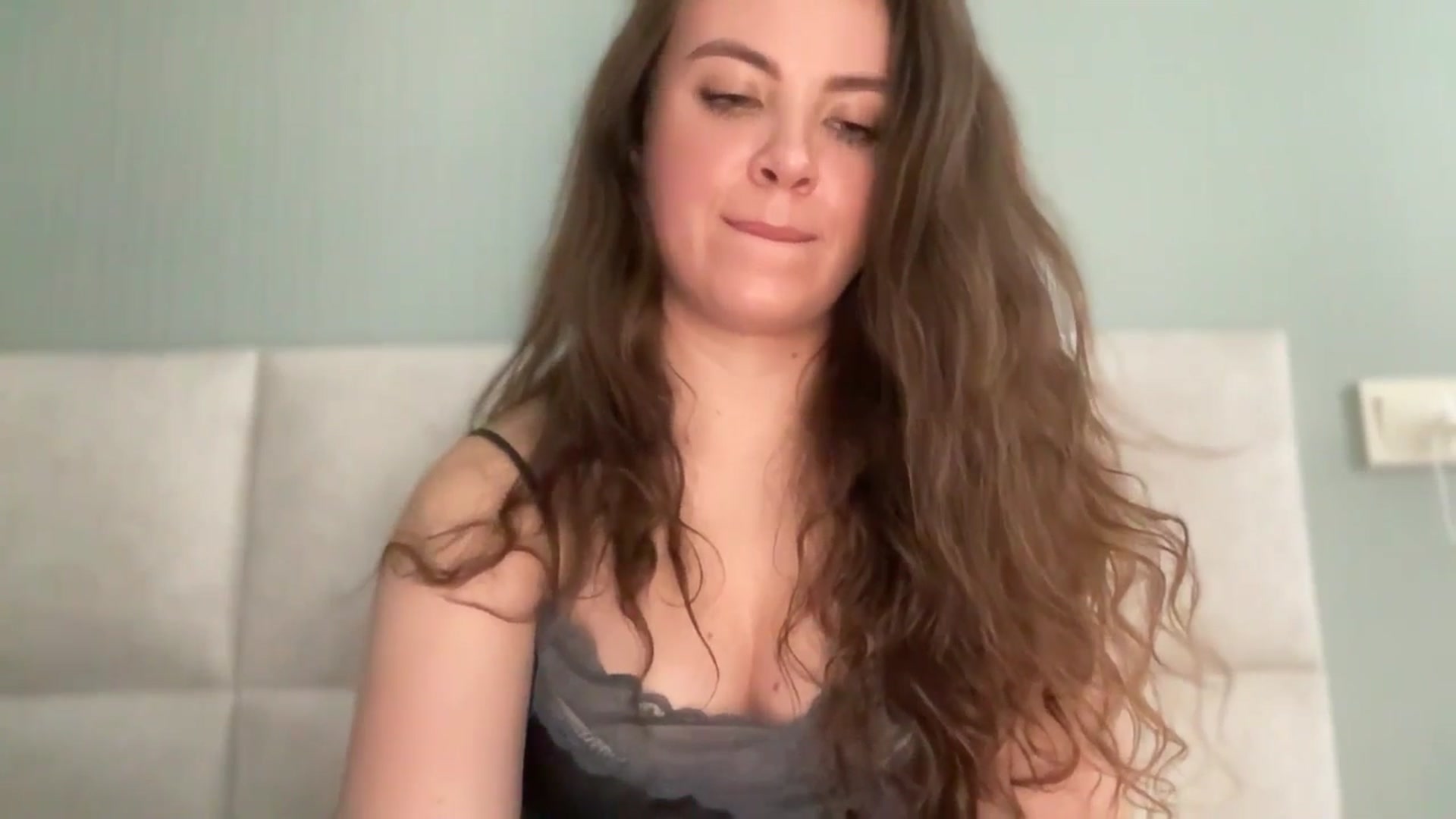 Gallery image thumbnail from MonicaLeCruze's myfreecams stream on, 03/14/2025, 13:07 image 17 of 20