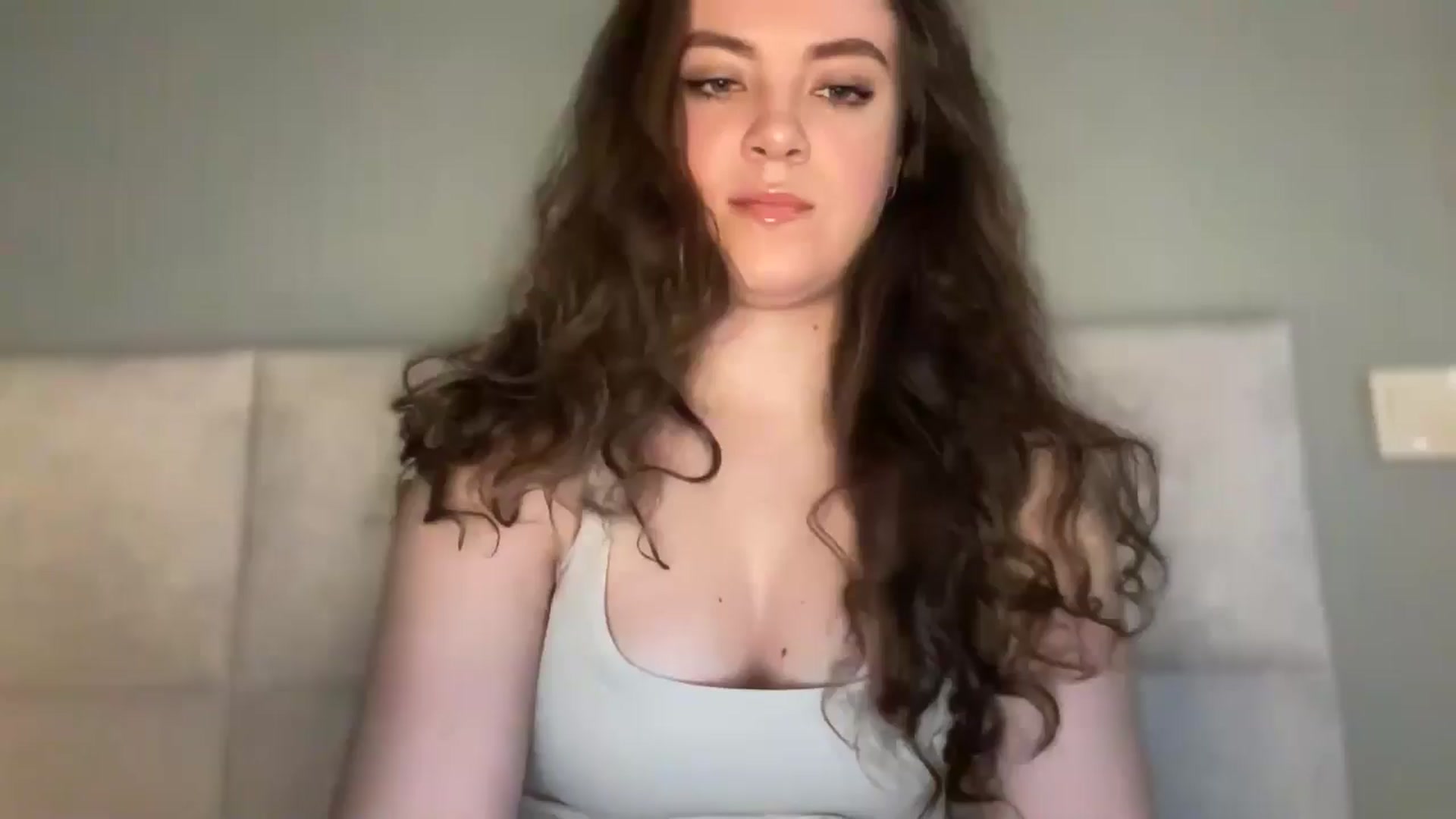 Gallery image thumbnail from MonicaLeCruze's myfreecams stream on, 03/31/2025, 13:03 image 10 of 20