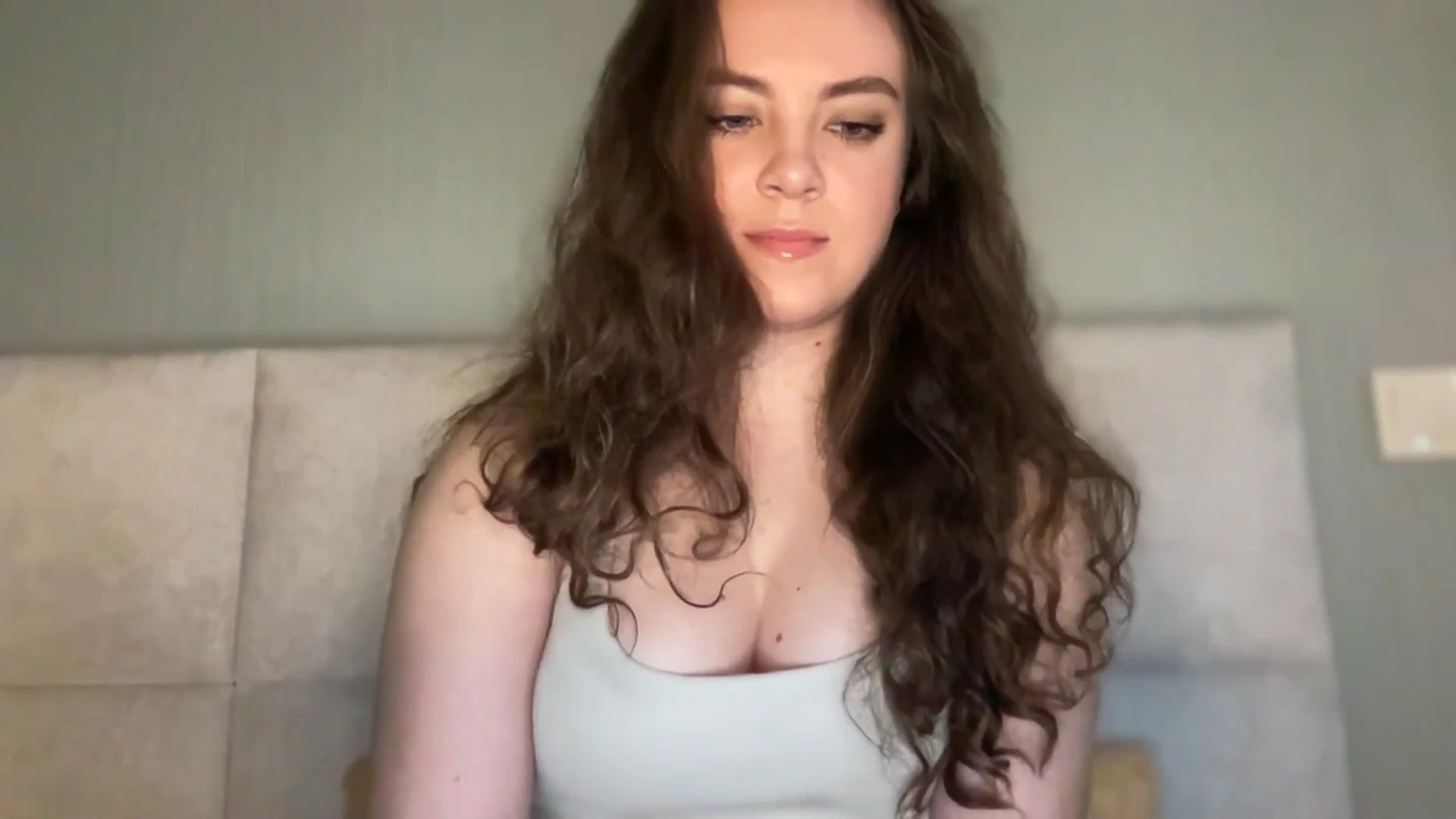 Gallery image thumbnail from MonicaLeCruze's myfreecams stream on, 03/31/2025, 13:03 image 17 of 20