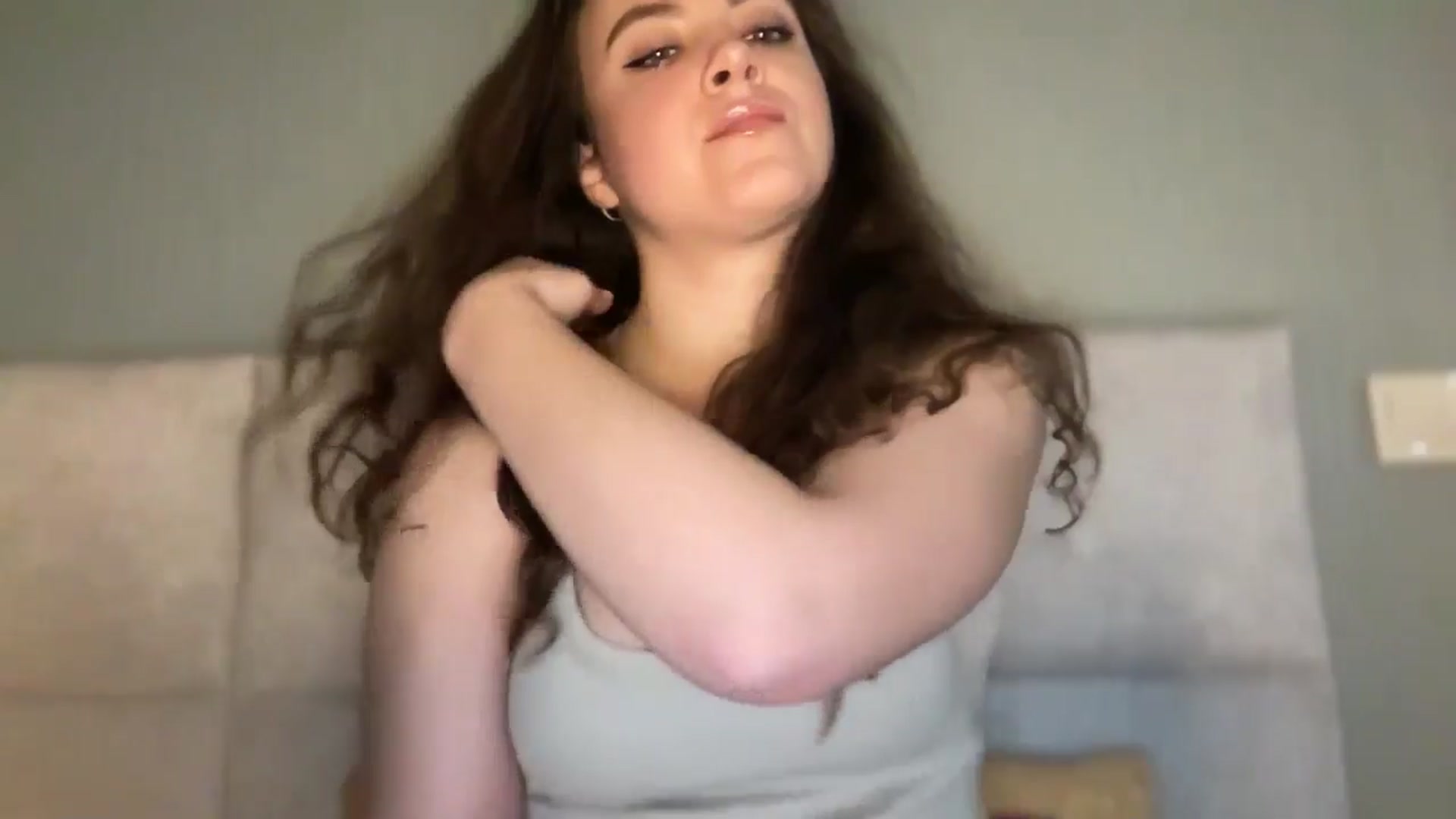 Gallery image thumbnail from MonicaLeCruze's myfreecams stream on, 03/31/2025, 13:03 image 9 of 20
